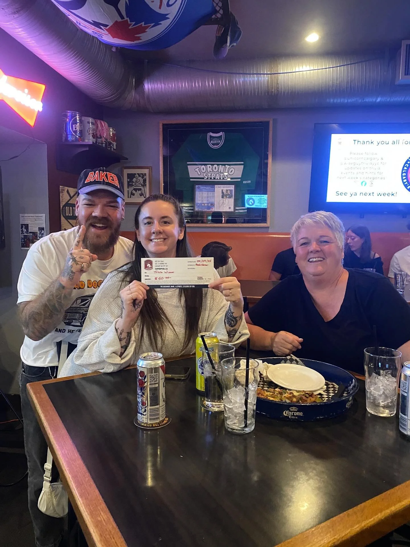 TRIVIA IS BACK at the Unicorn on Stephen Ave! 🤩 We bring the action every Wednesday at 6. Sponsored by @thegrizzlypaw 🍻

Wings on special too!