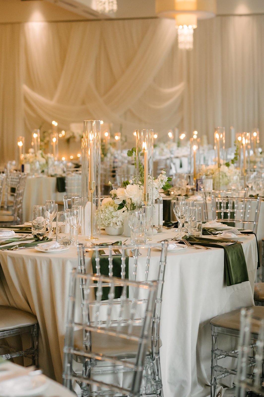 A modern green and white wedding at the guild inn estate. Toronto Wedding Florist