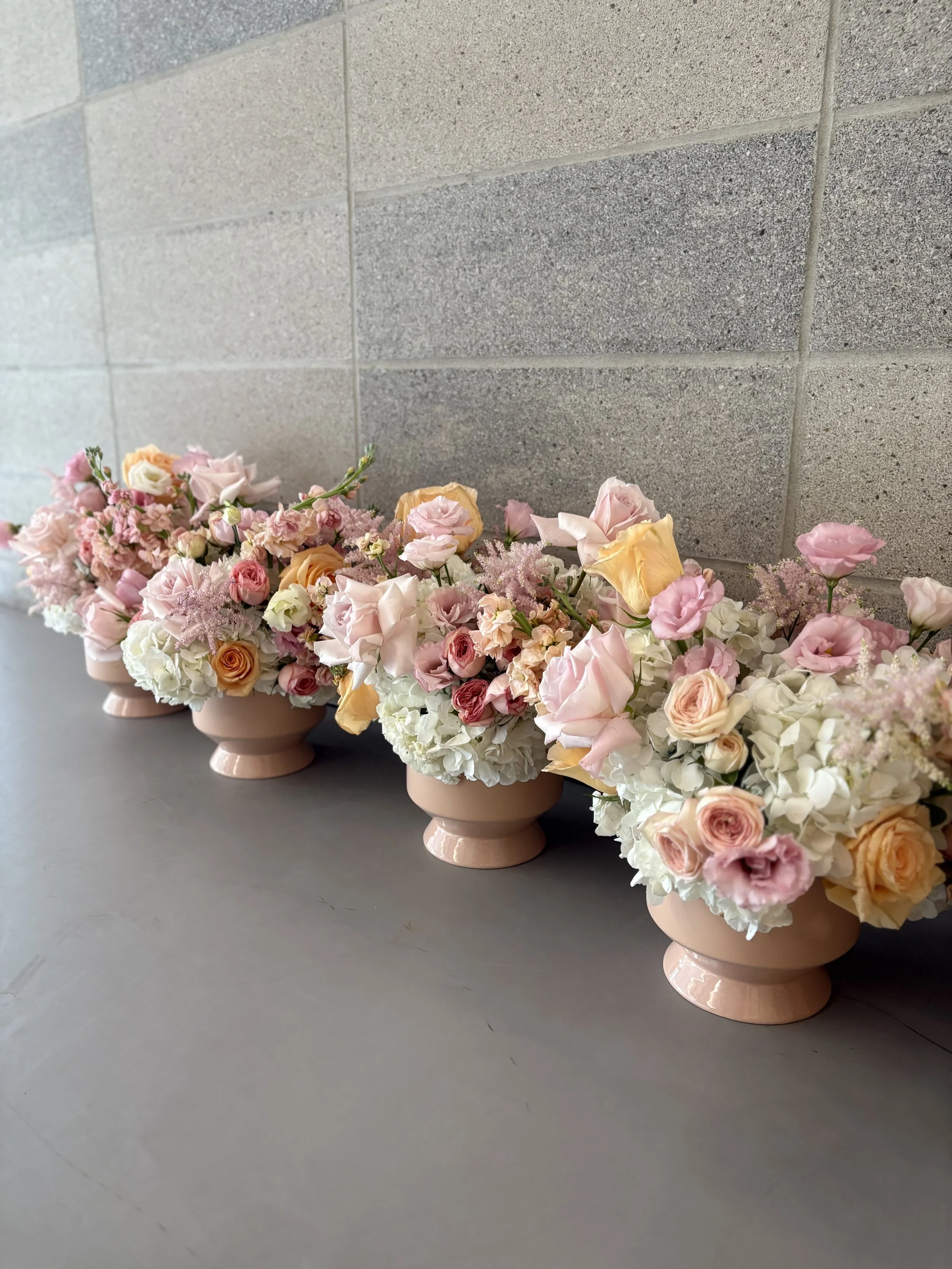 One – Of – a – kind Toronto corporate event flowers. Specially curated to your event’s needs.