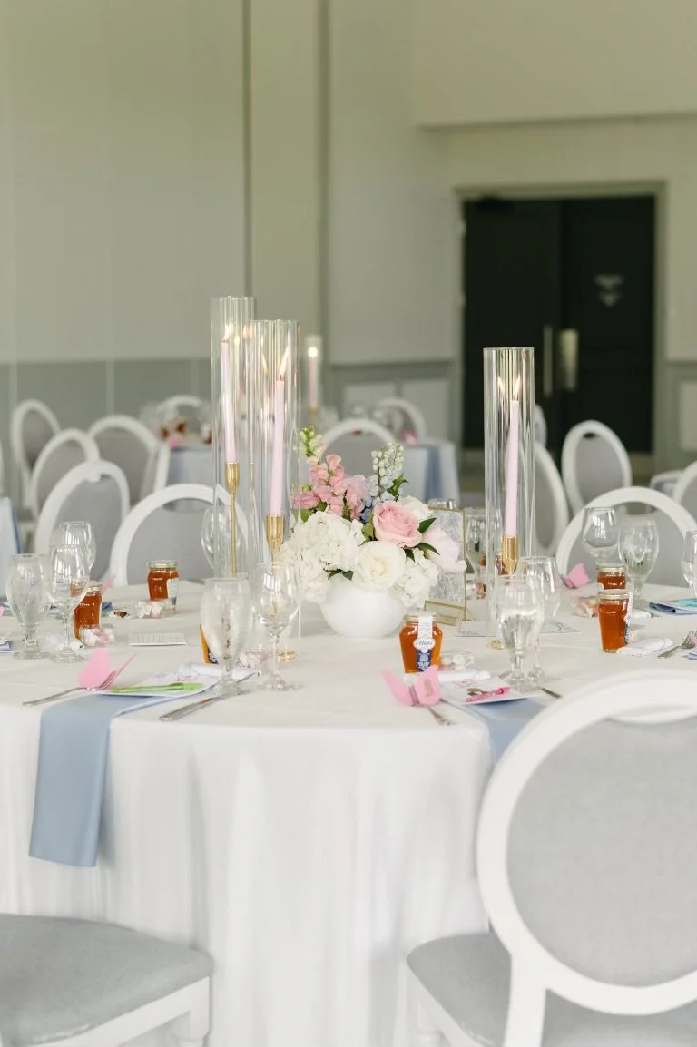 Custom and unique Toronto Event Flowers. Taking your special memories to the next level.