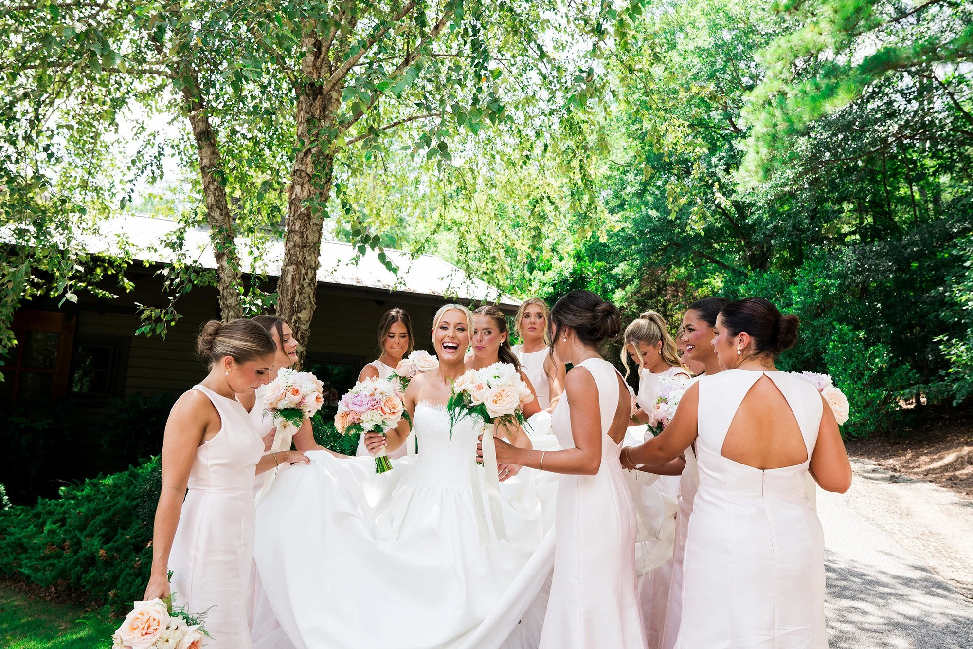 windwood_equestrian_best_luxury_outdoor_wedding_venue_birmingham_alabama_bridal_party_country_club.jpg