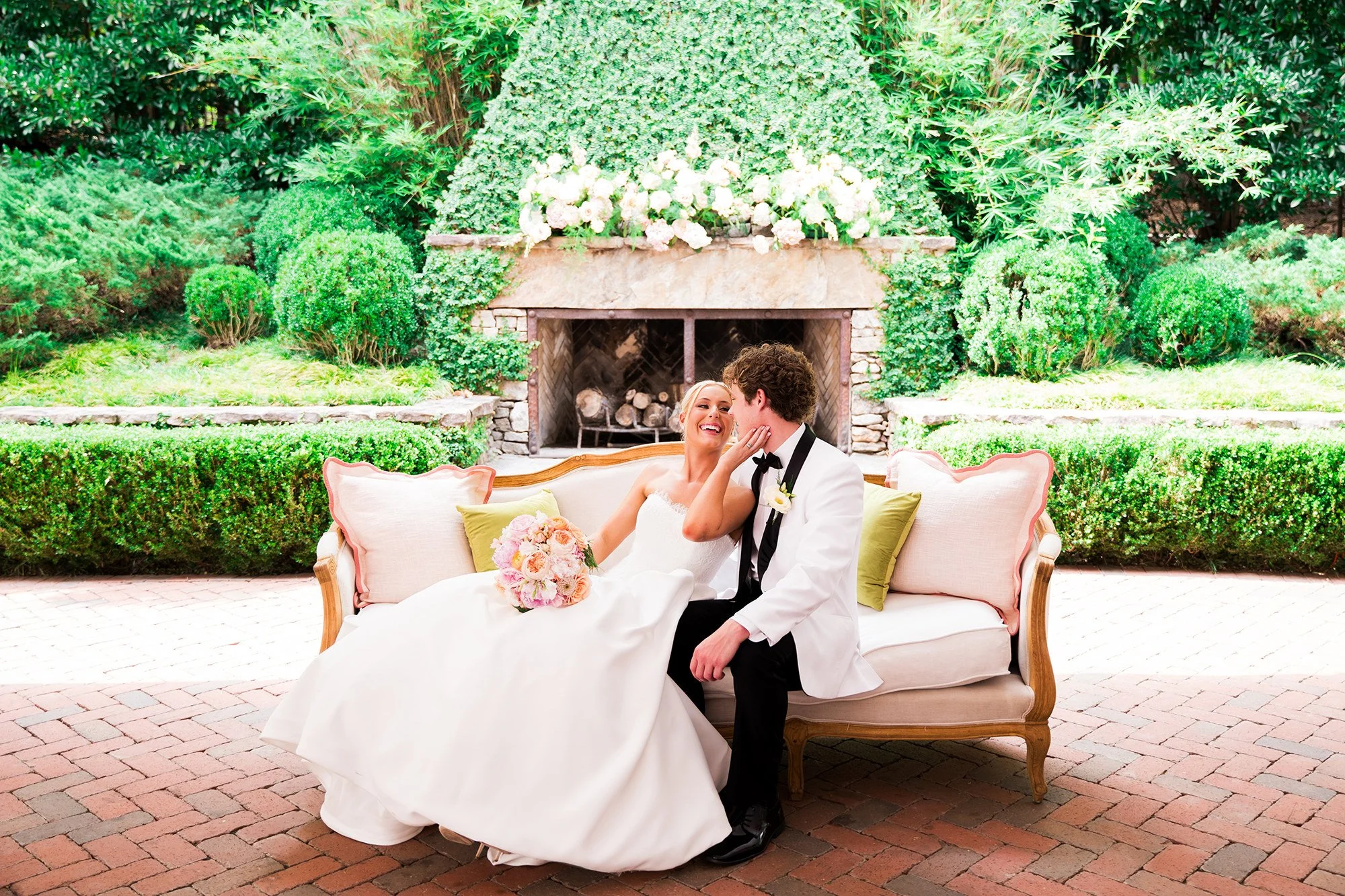 windwood_equestrian_best_luxury_outdoor_wedding_venue_birmingham_alabama_bride_groom_love.jpg