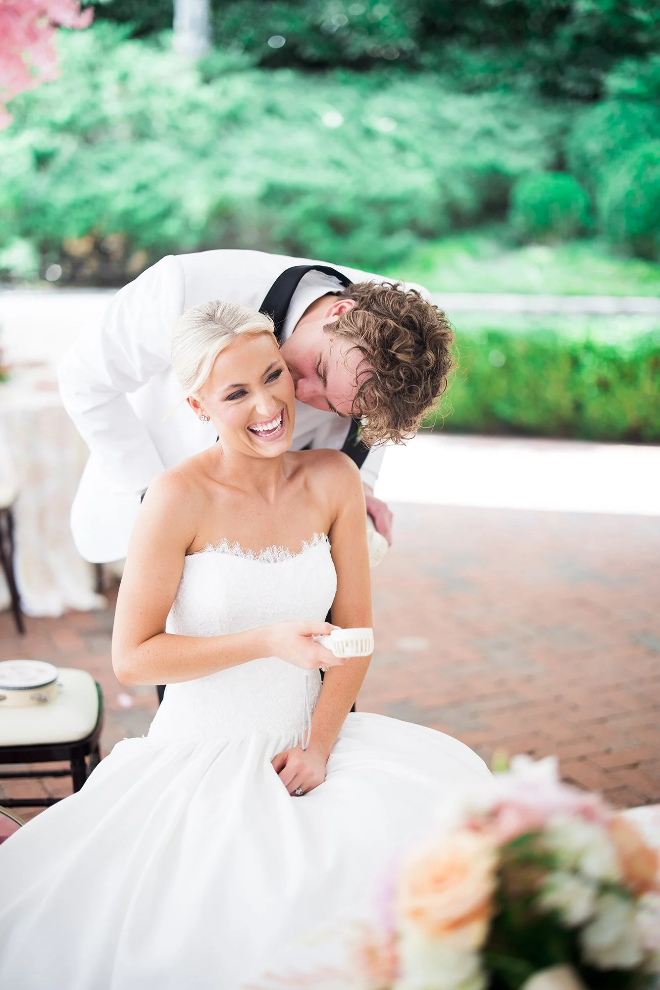 windwood_equestrian_best_luxury_outdoor_wedding_venue_birmingham_alabama_love_couple.jpg