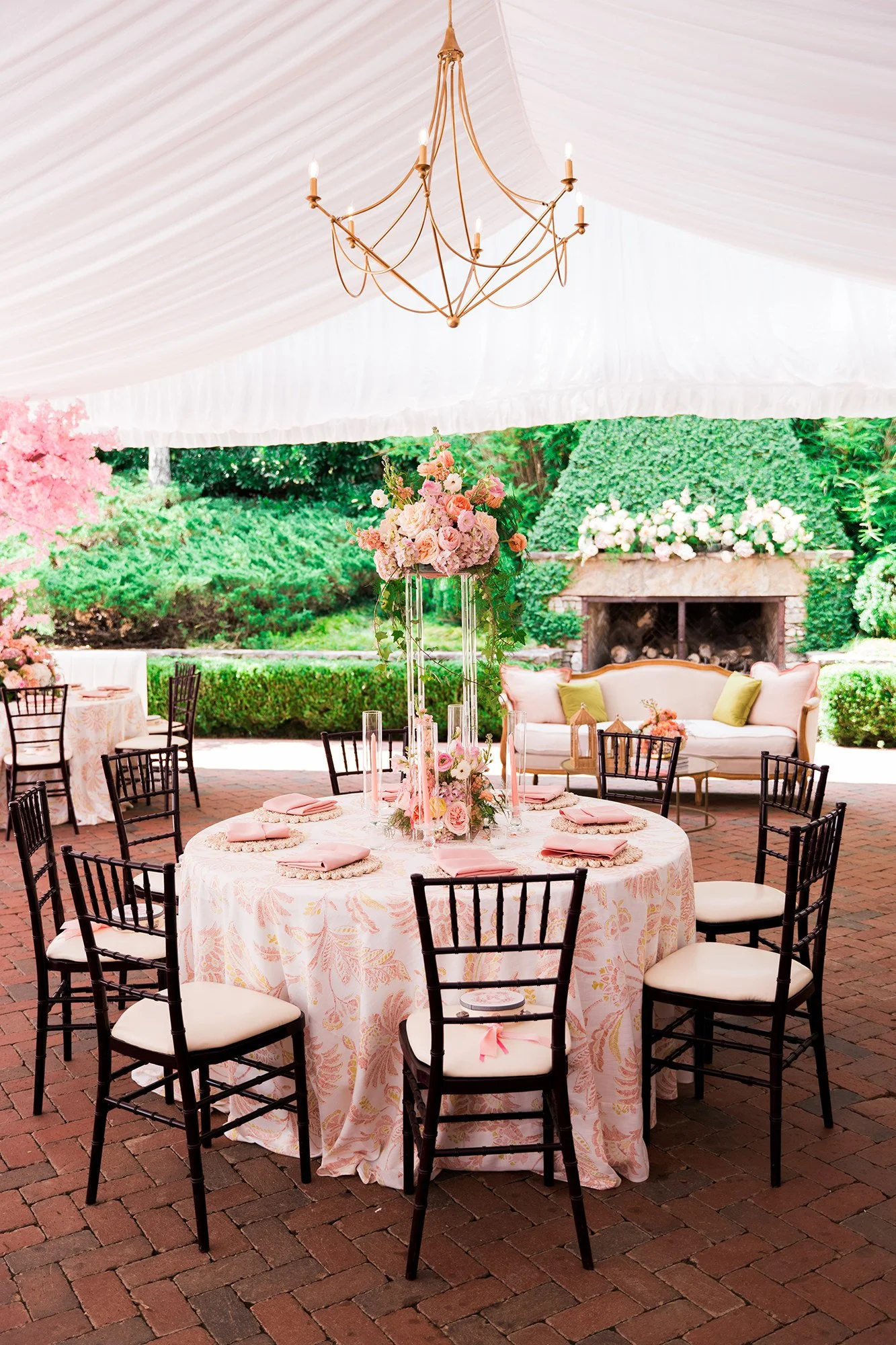 Windwood_equestrian_outdoor_wedding_venue_elegant_tent.jpg