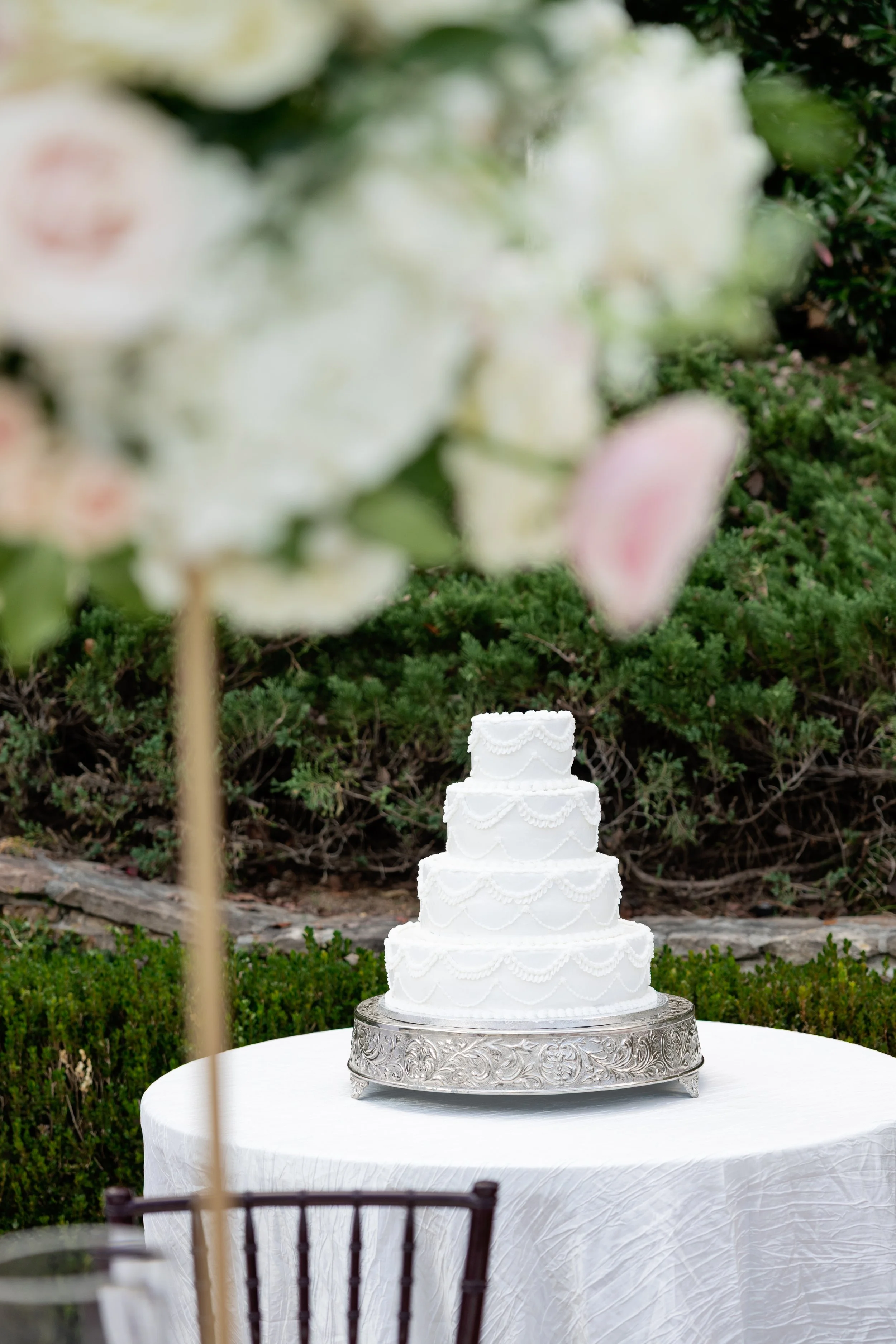 A_Windwood_Wedding_Cake_Outdoor_Wedding_and_Reception_Country_Club.jpg