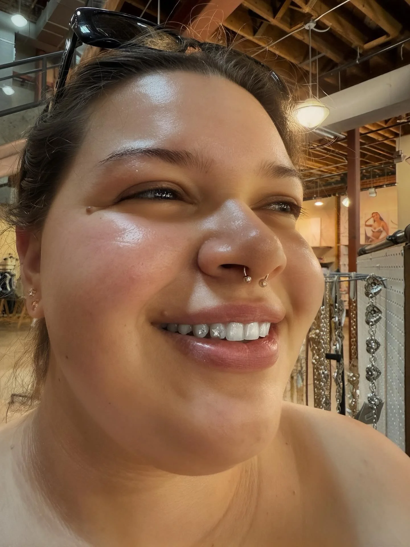 im seeing stars ✨ 

#toothgems #lovebite #popup #nolatoothgems #toothgemsnola #mobiletoothgems