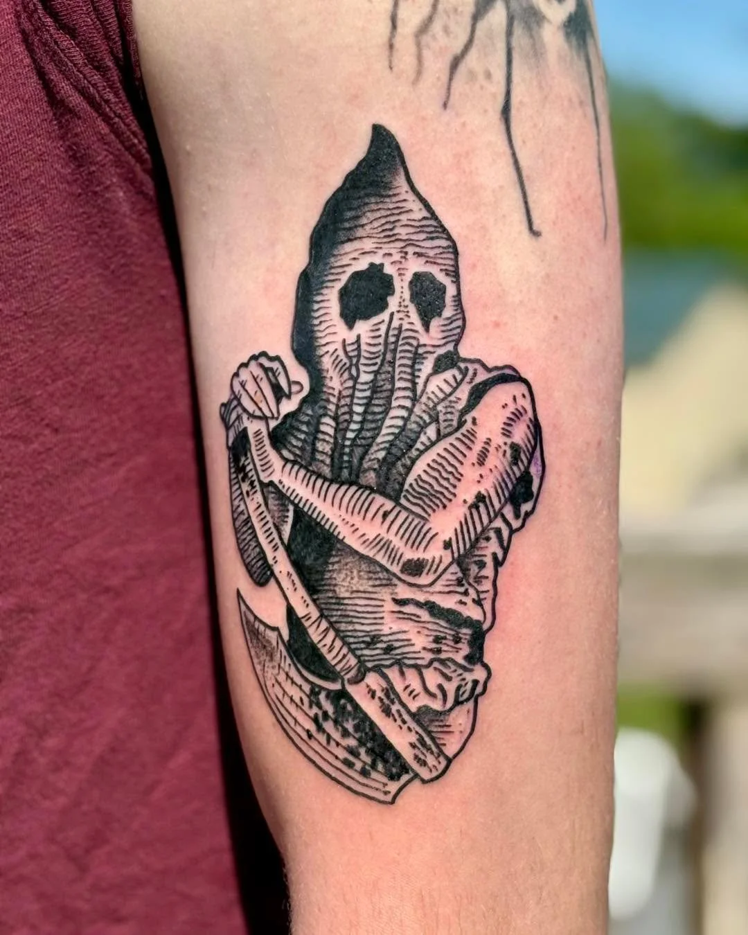Woodcut style dark executioner by @rossiprojects 🖤 Send us your next project. Complete the inquiry form in bio✨