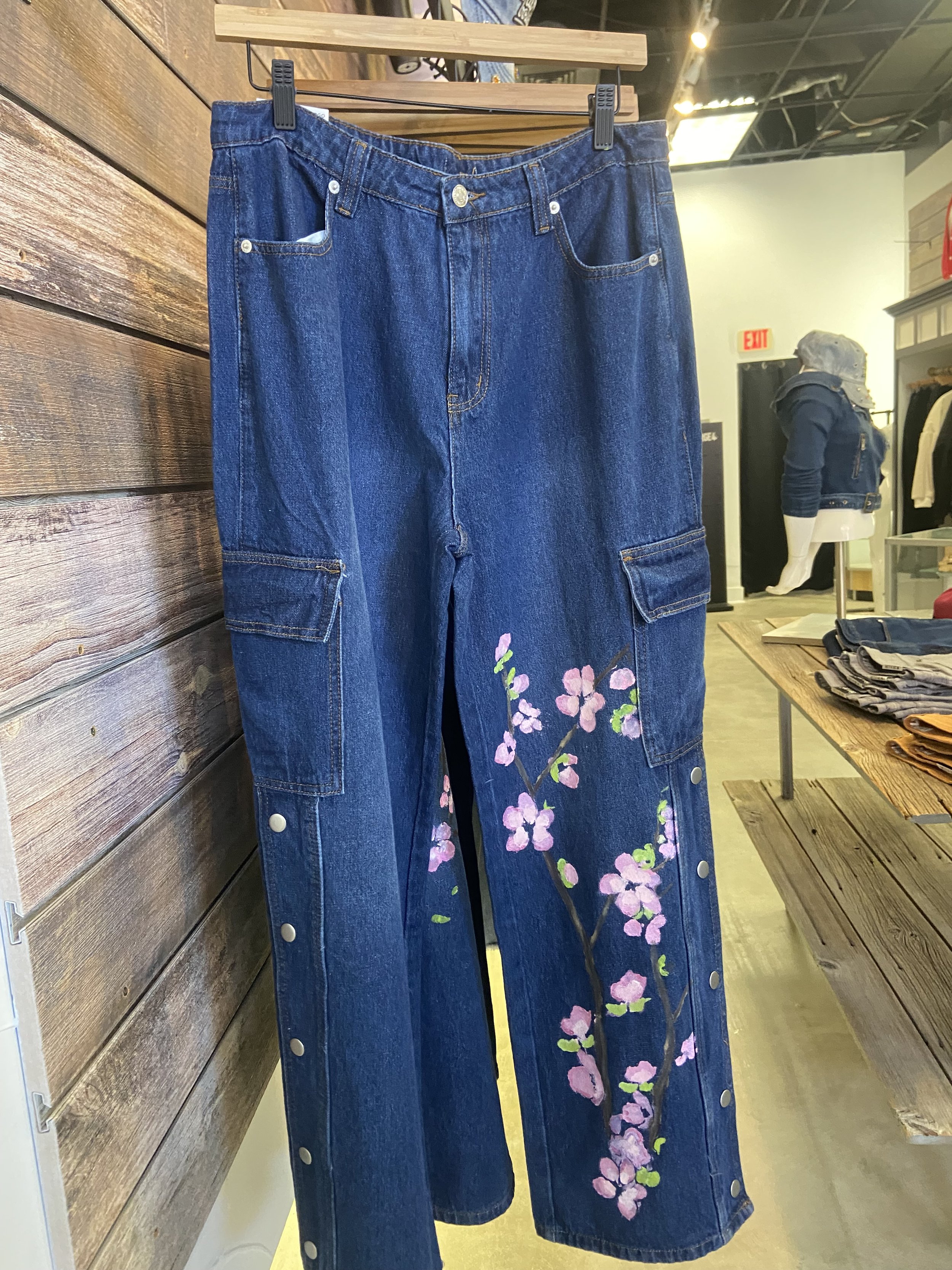 T&S_Customs_HP_CherryBloss_Jeans.jpg