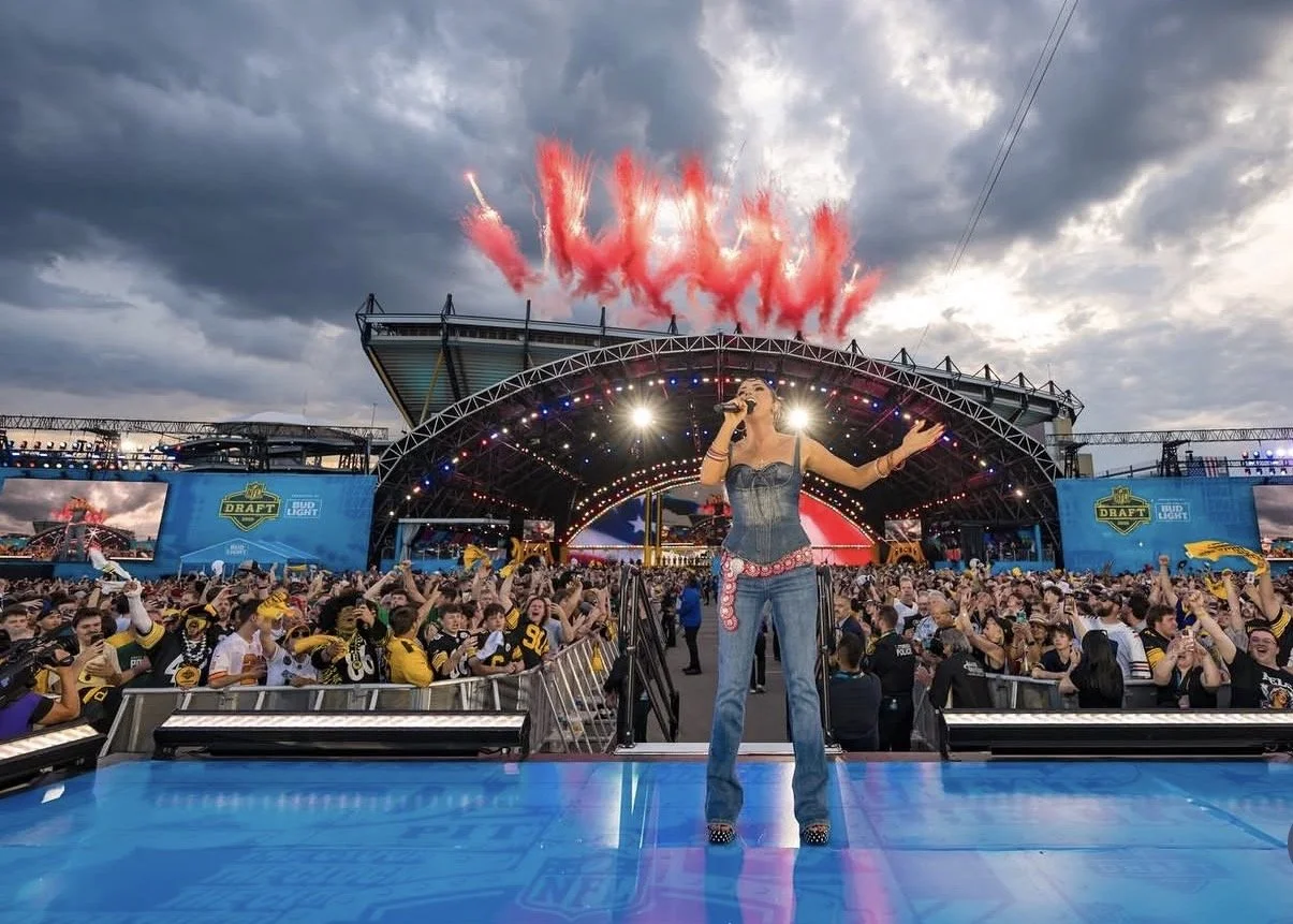 NFL DRAFT - TV/PERFORMANCE STYLING FOR KELS
