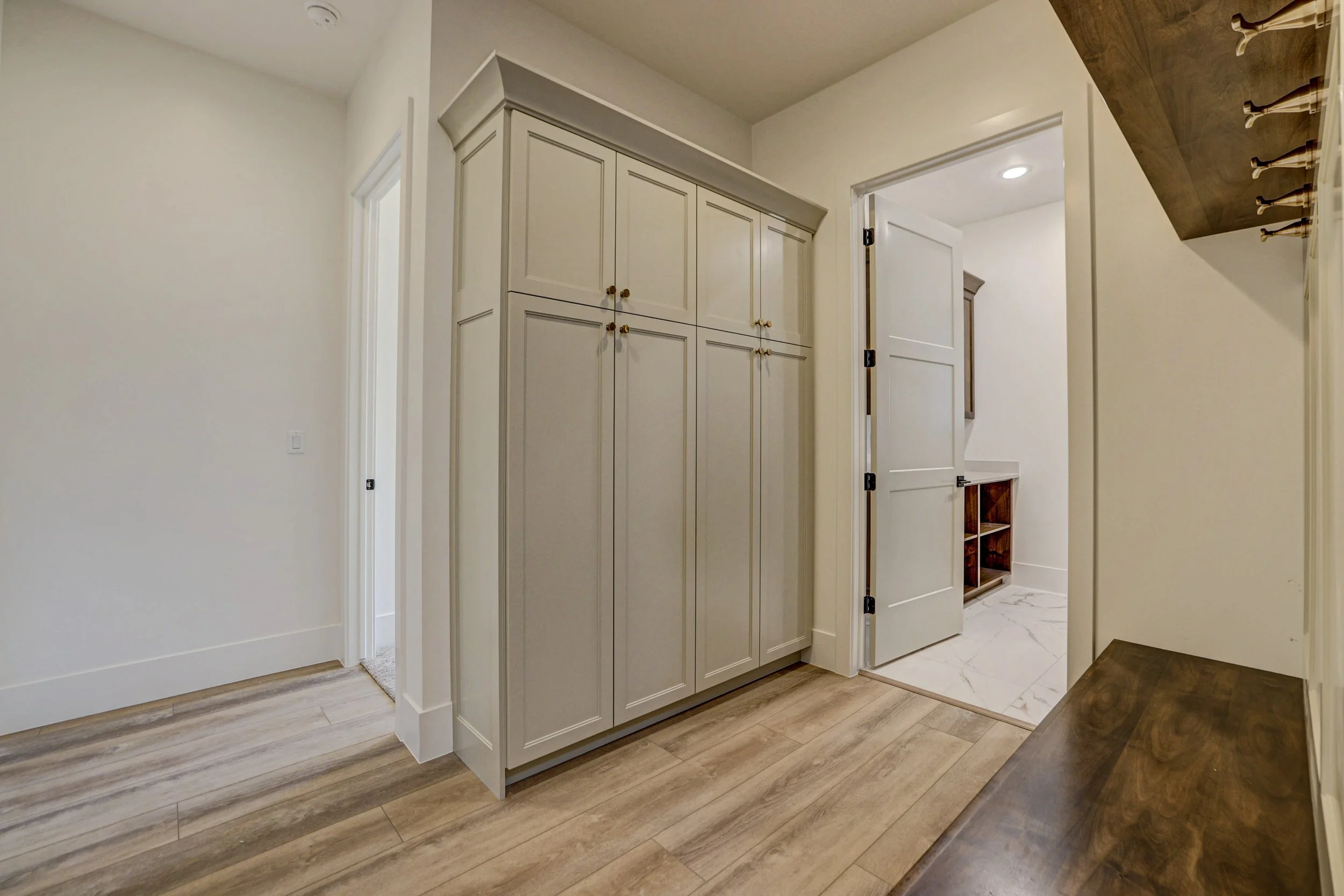 31-Lot 53 Virgin.jpg