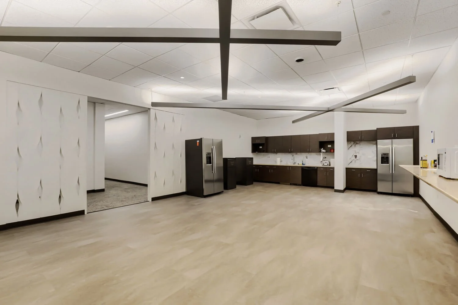 12655 E 42nd Ave Unit 50 - Web Quality - 023 - 19 Kitchen.jpg