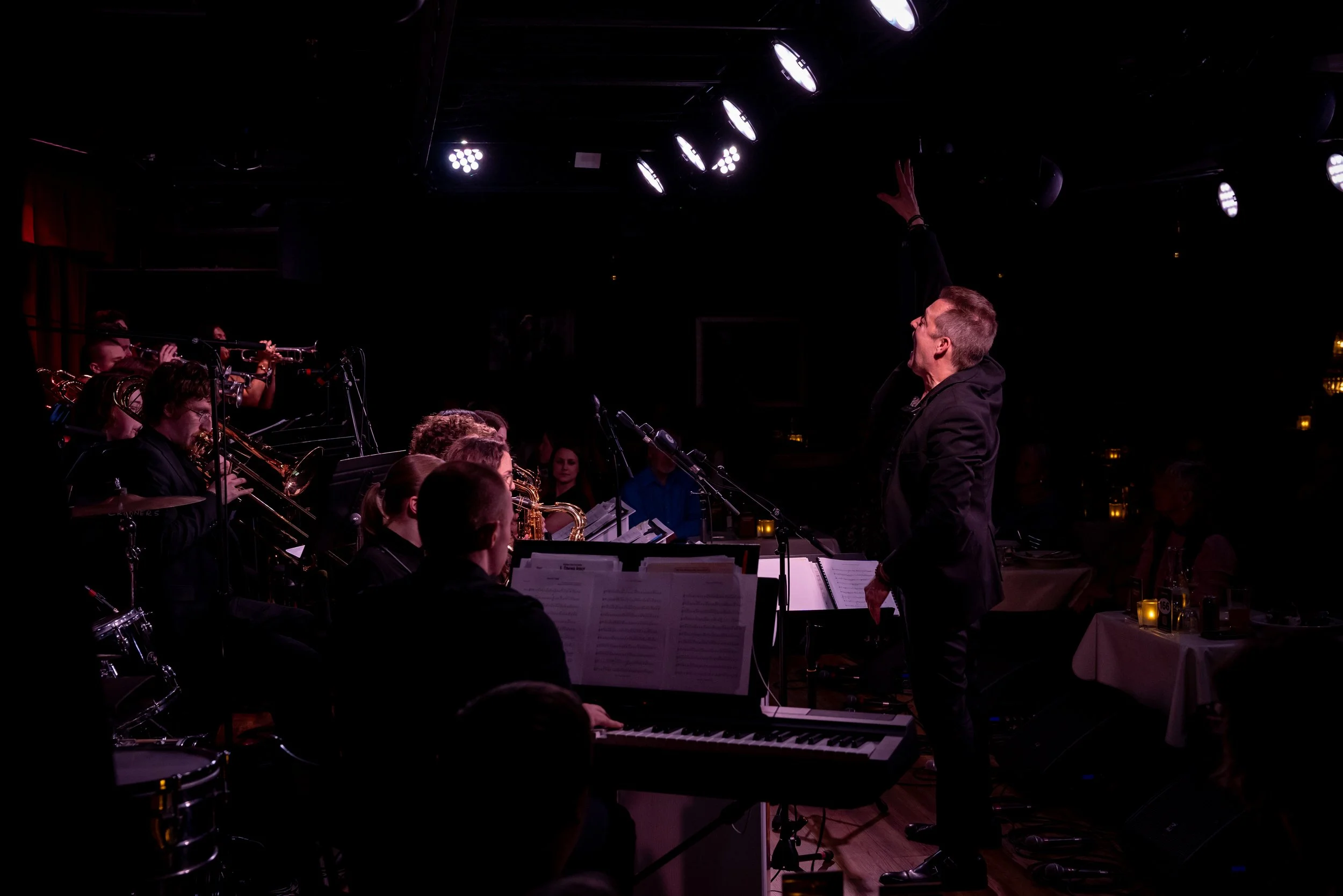 Crooners 26-28.jpg