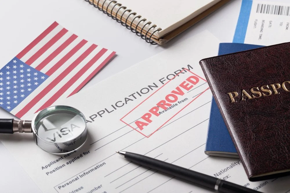 Your Immigration Guide: Green Cards to Citizenship