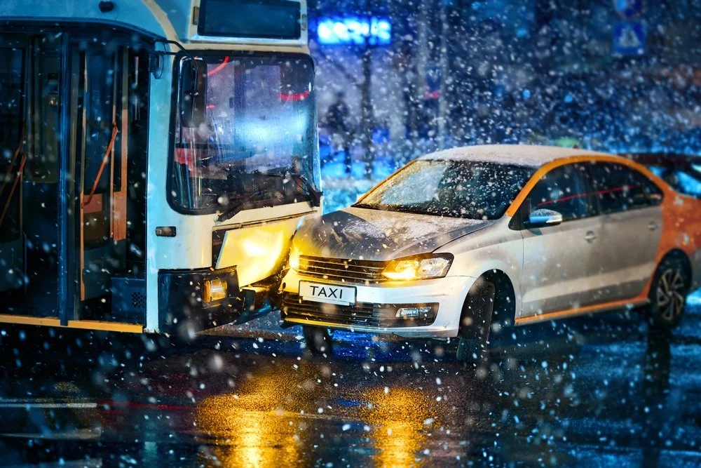 How Acceleration Leads to Severe Bus Injuries?