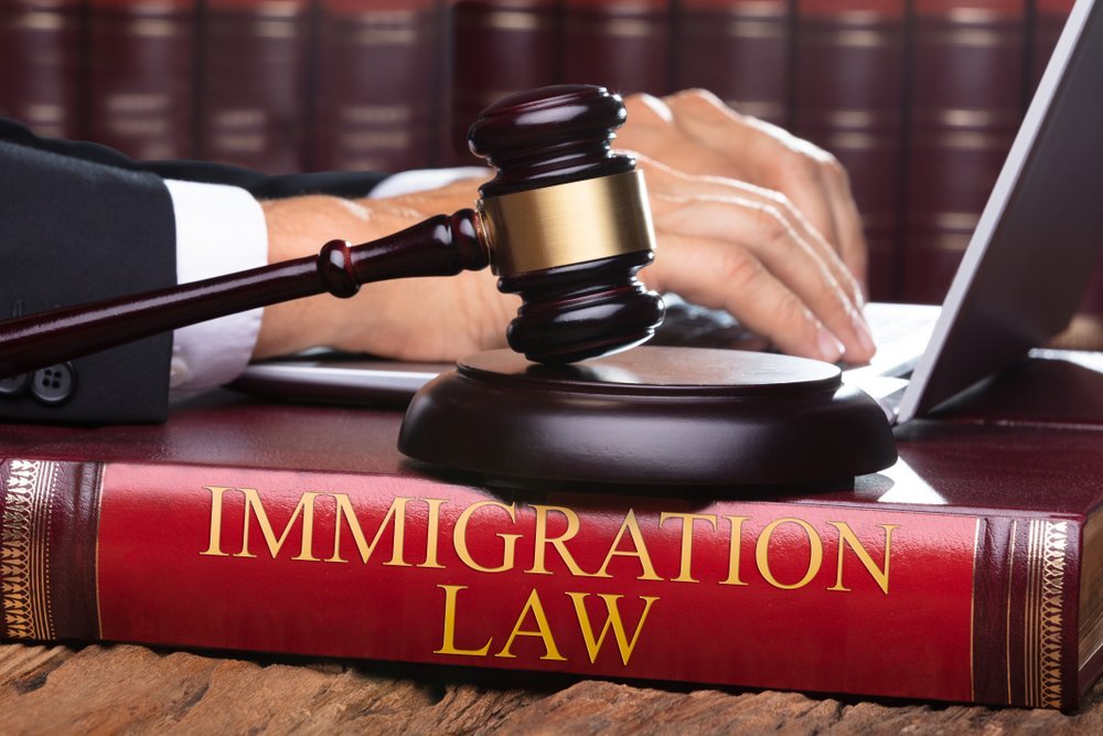 How a Can a Lawyer Help You with Immigration and Visa?