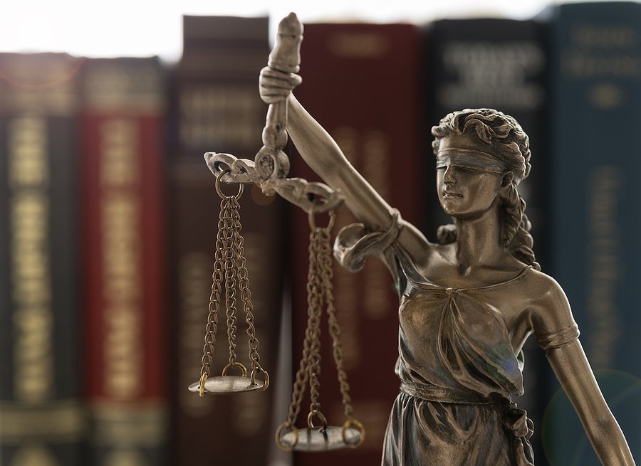 After a Car Wreck in OKC: Why Hiring an Attorney Makes a Difference