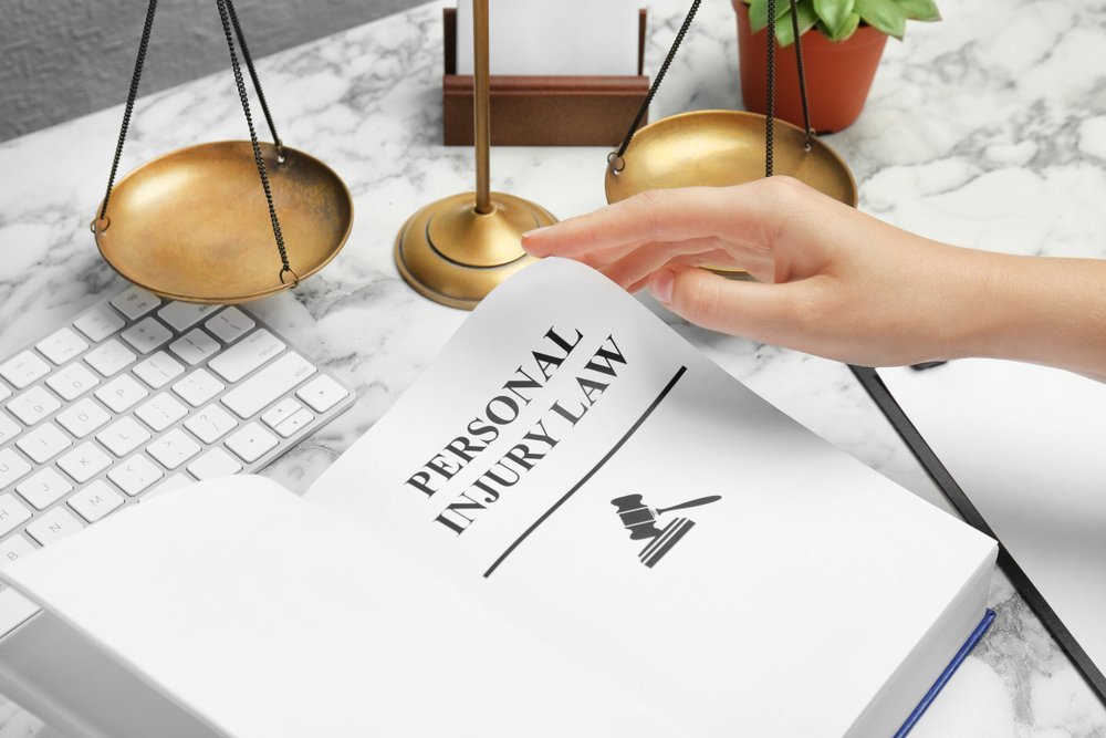 Personal Injury Lawyer: Find Out What’s Myth &amp; What’s Fact