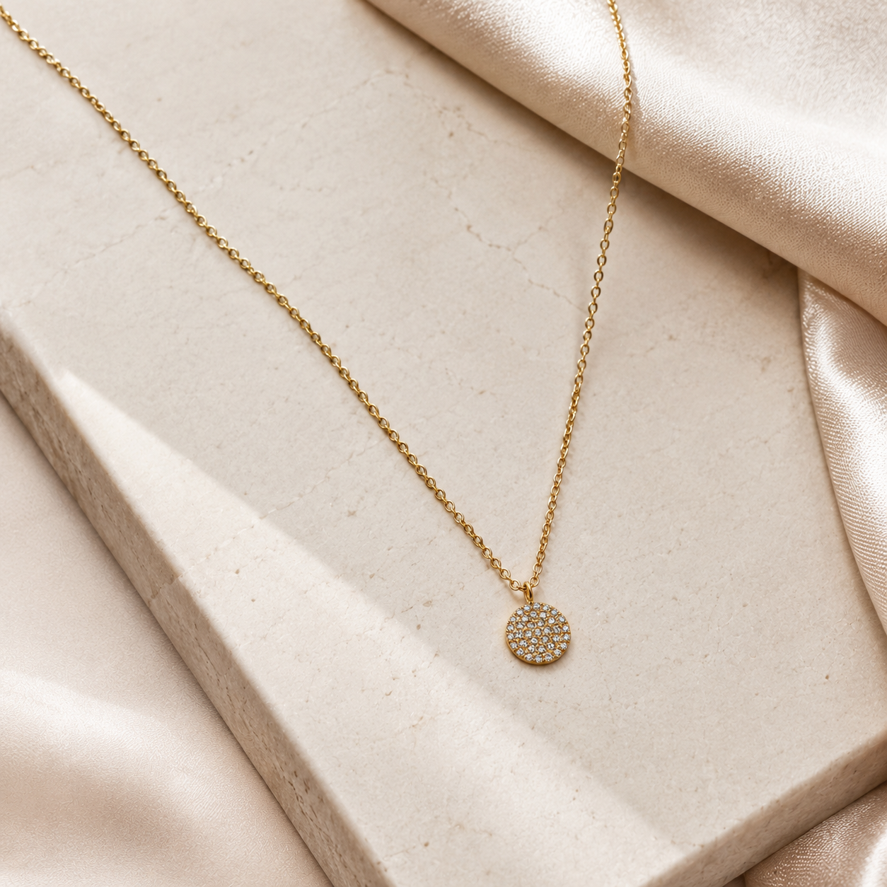Dangle Diamond Disc Necklace 4.png