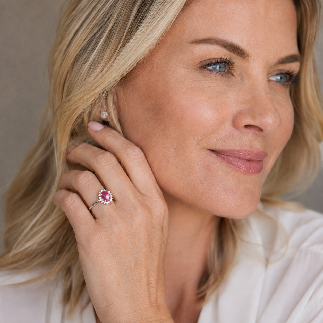 Pink Sapphire Halo Ring 3.png