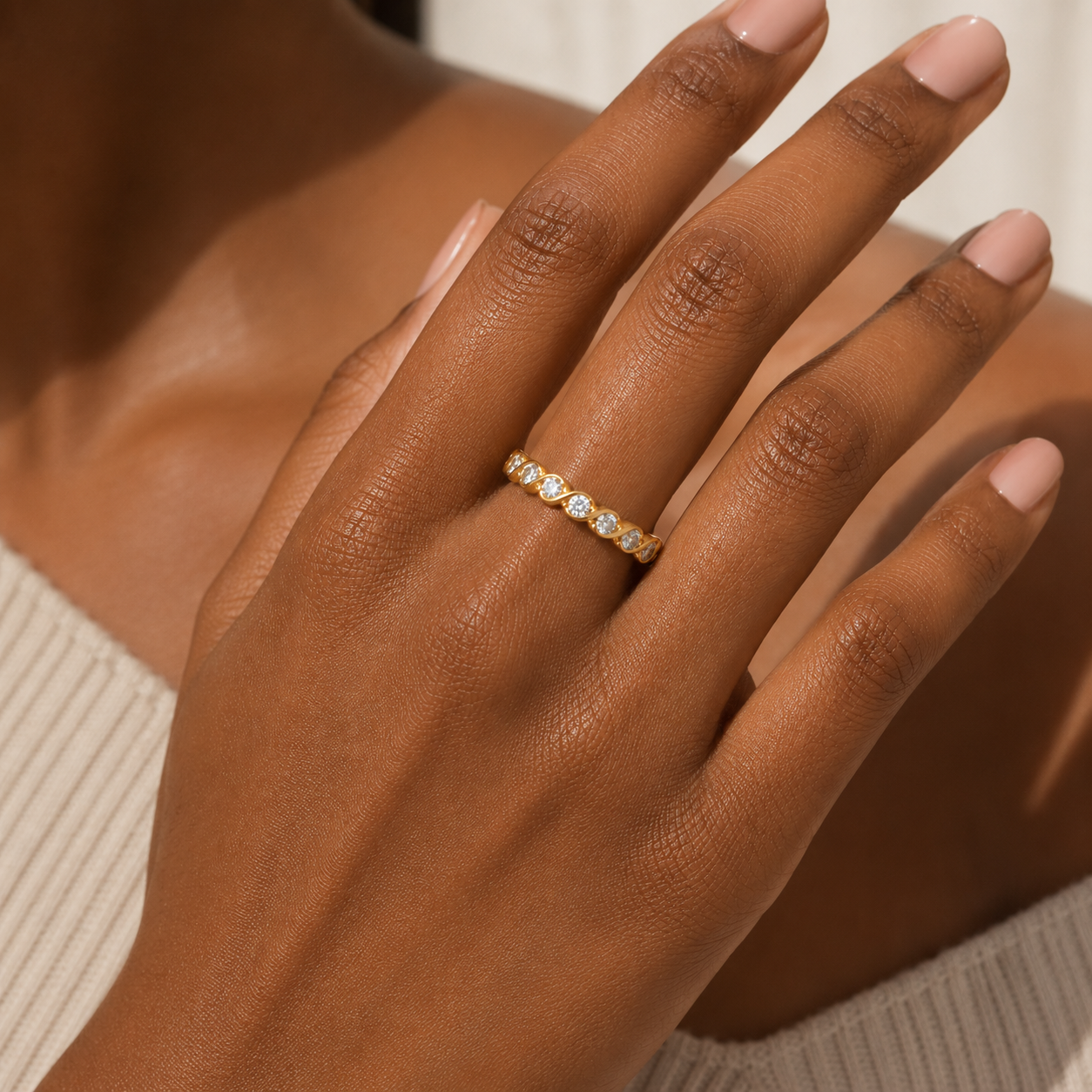 S-Shaped Partial Bezel Diamond Three-Quarter Band 3.png