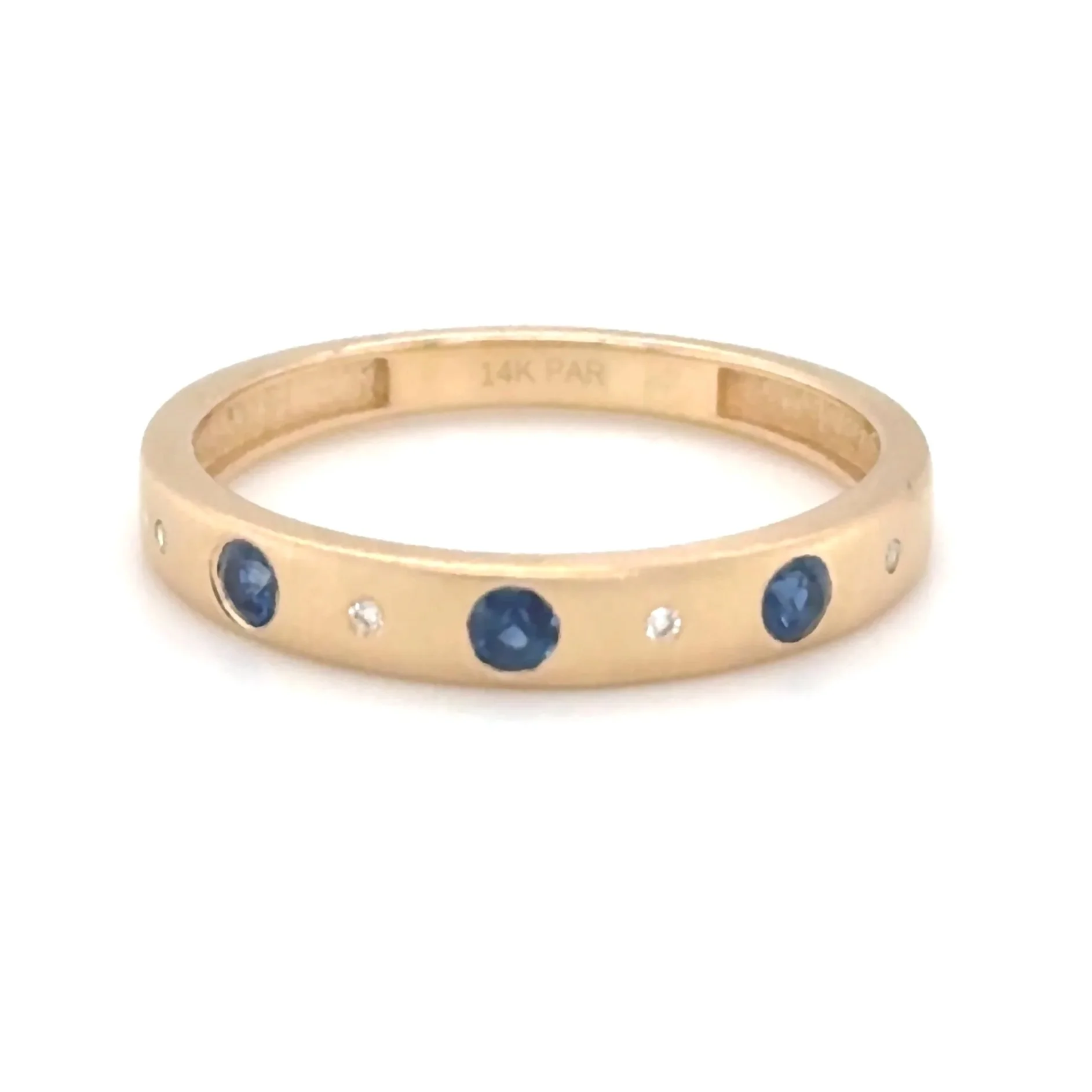 Flush Set Sapphire + Diamond Band