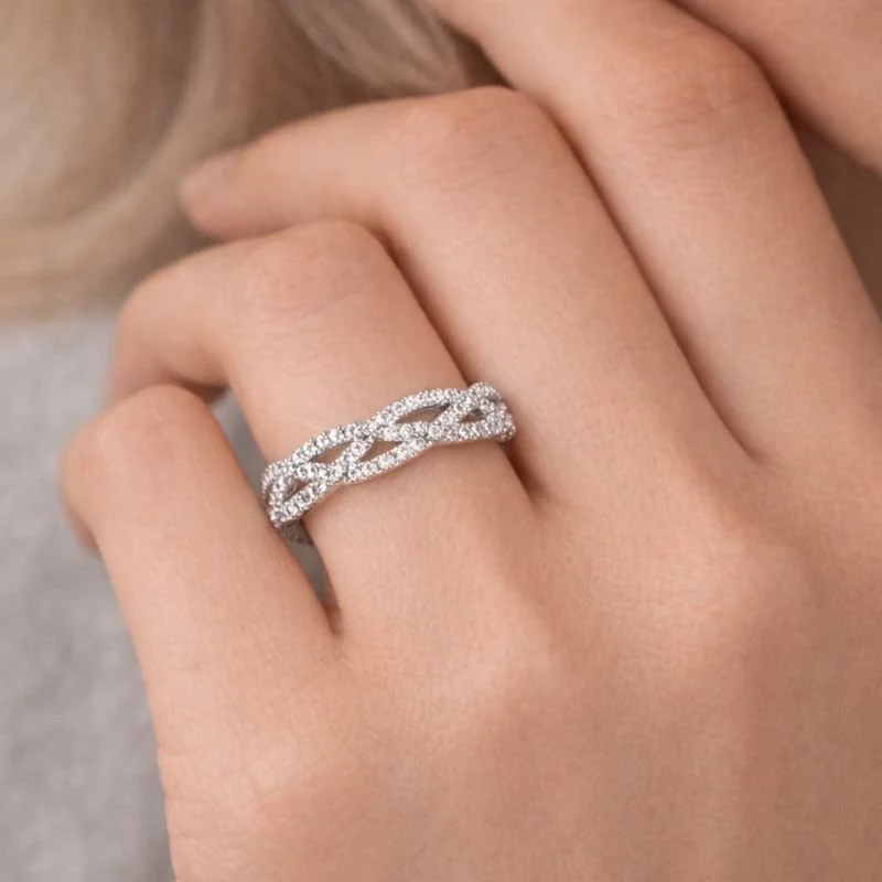 Criss Cross Diamond Band 2.png