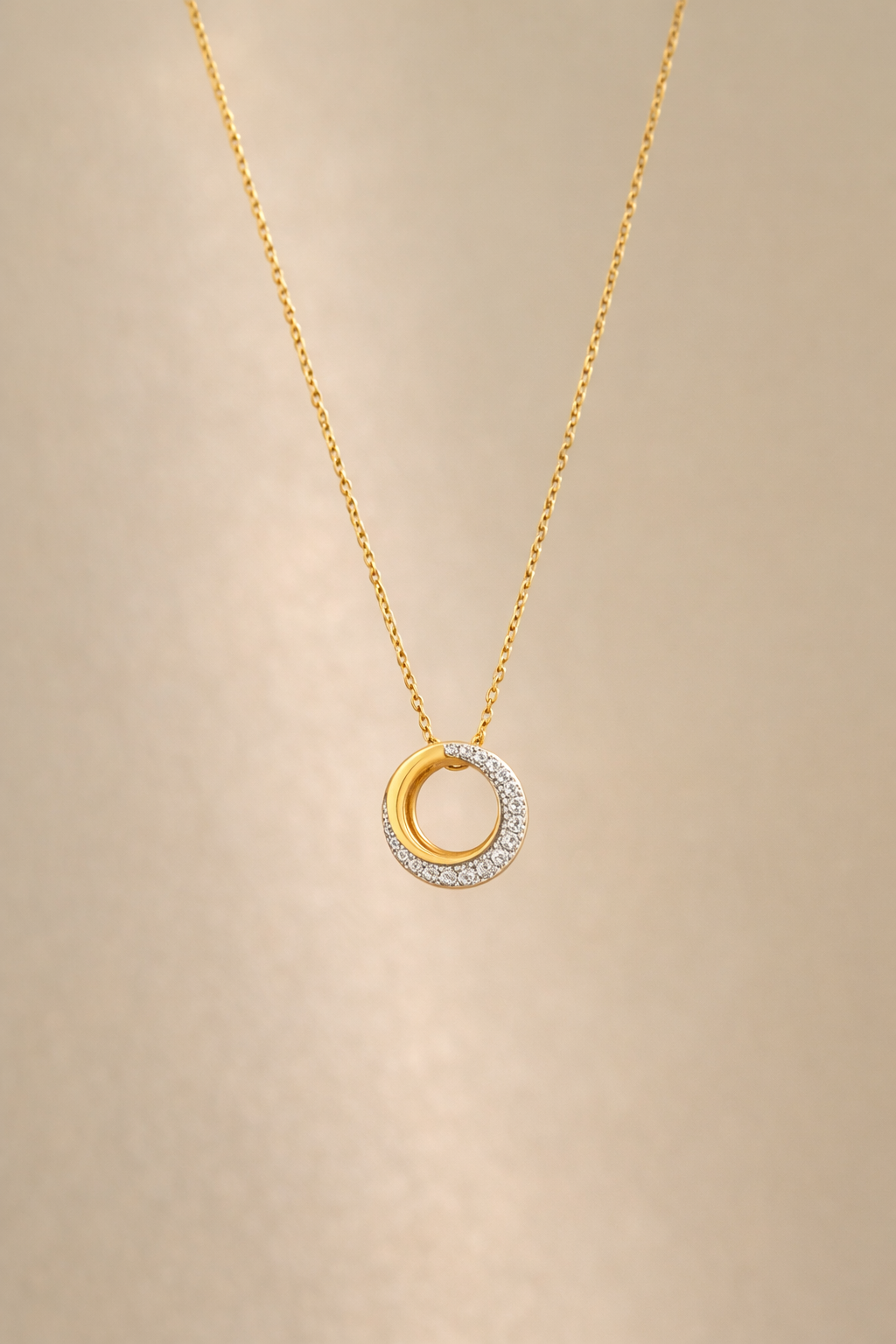 Diamond Swirl Pendant 3.png
