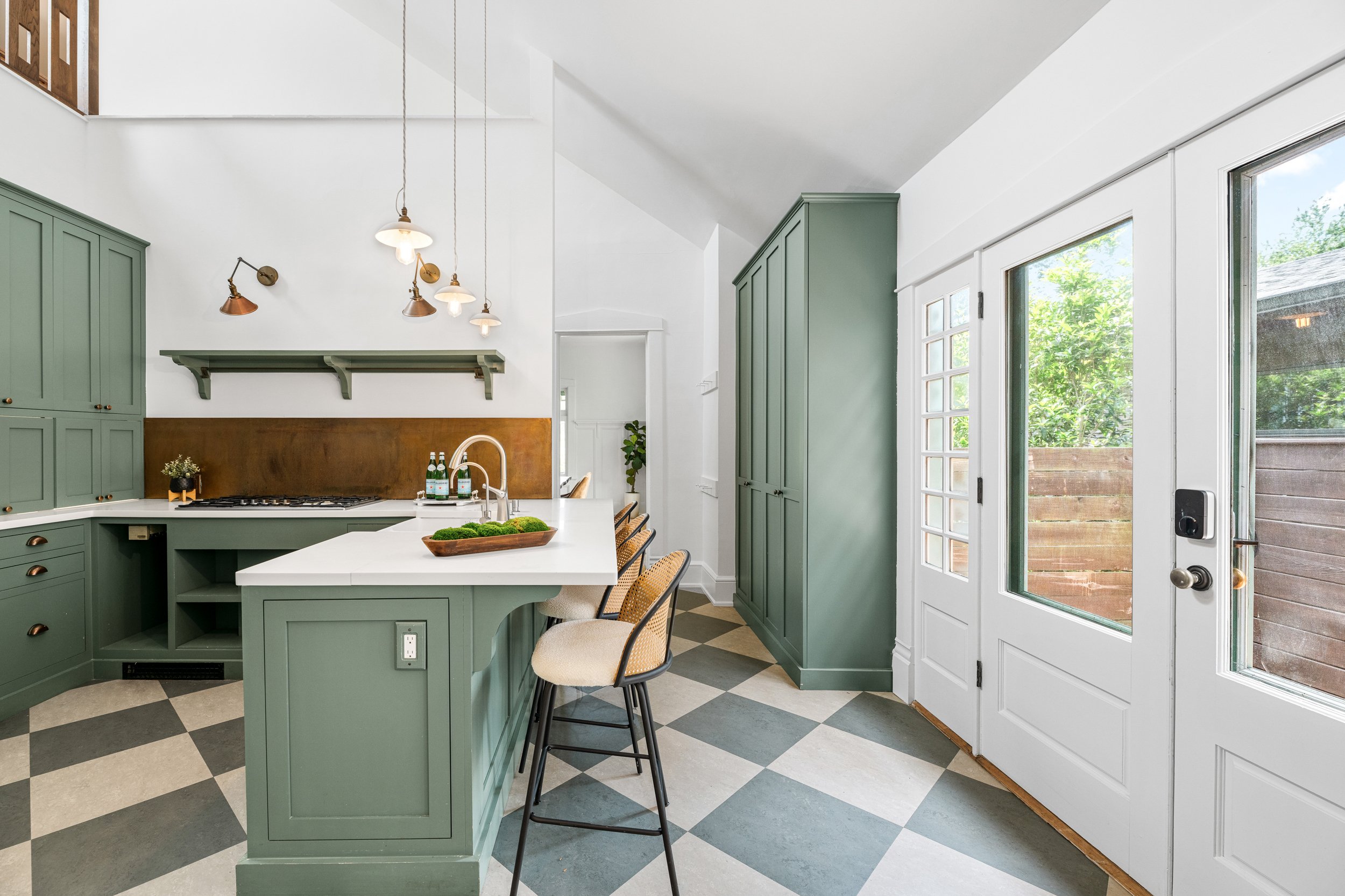 Atanta_realestate_photography_portfolio_HMWRK_1286 McLendon-17.jpg