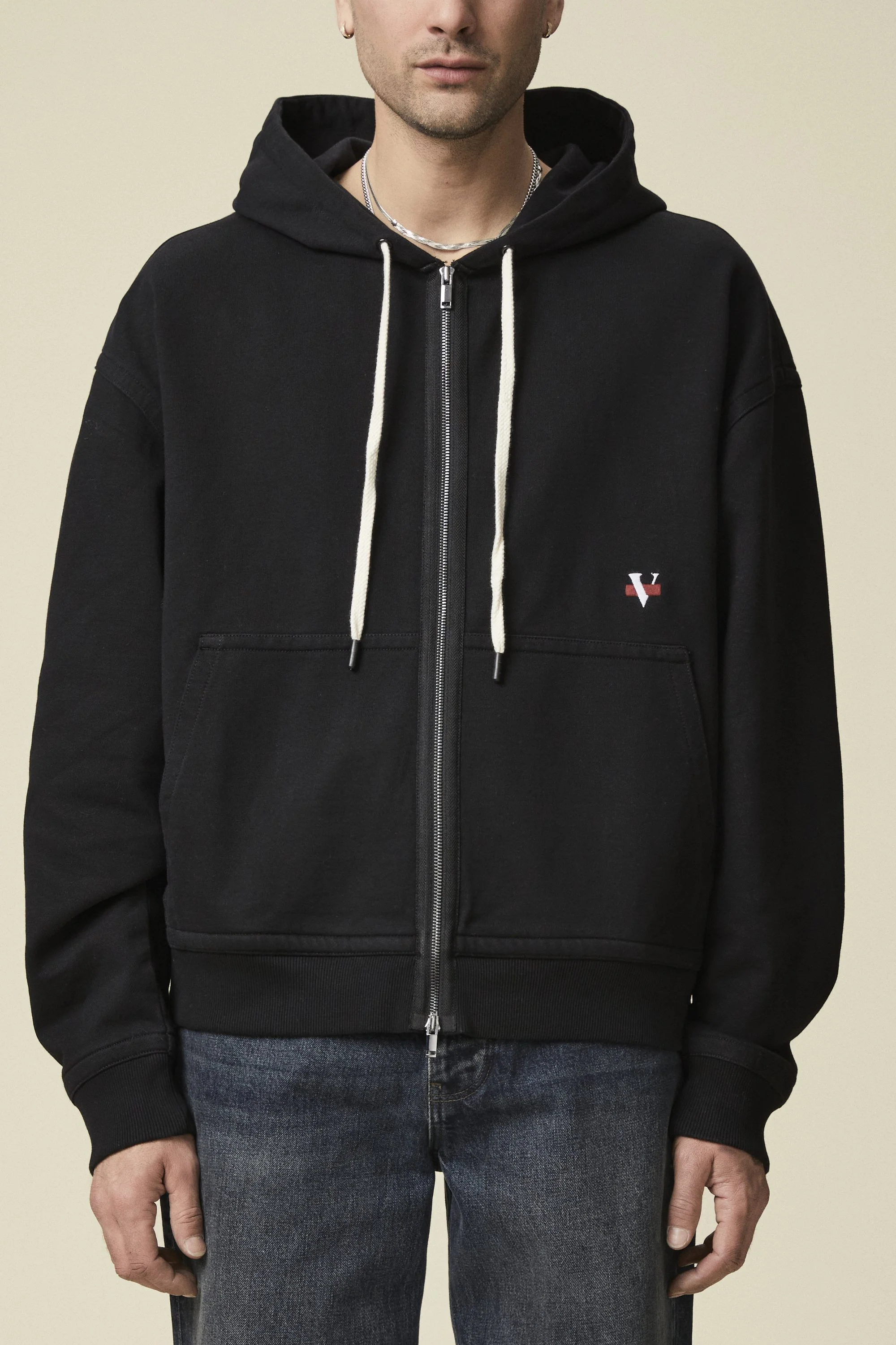 V152102-0002_01 (1).jpg