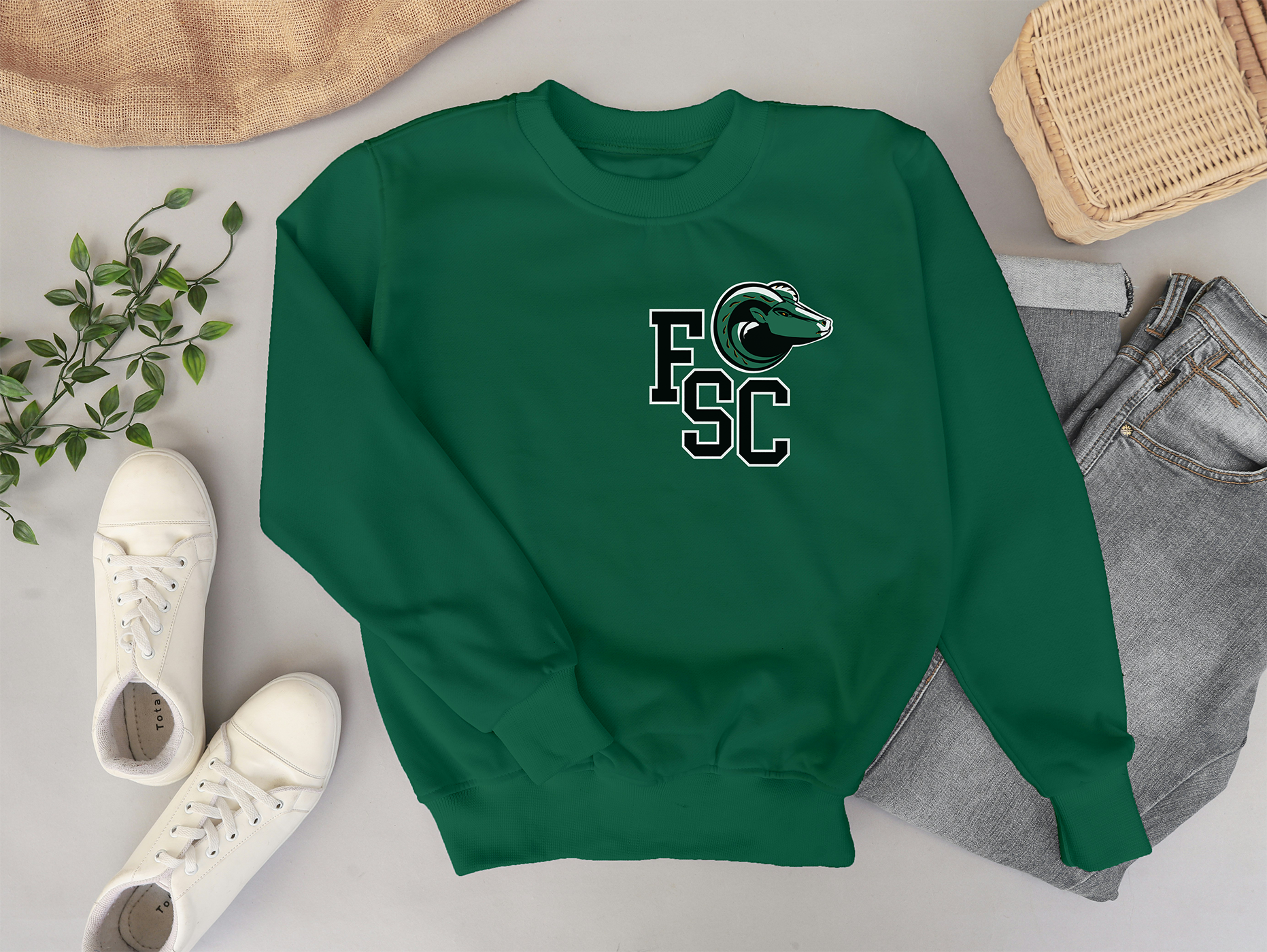 sweater dark fsc-web.png