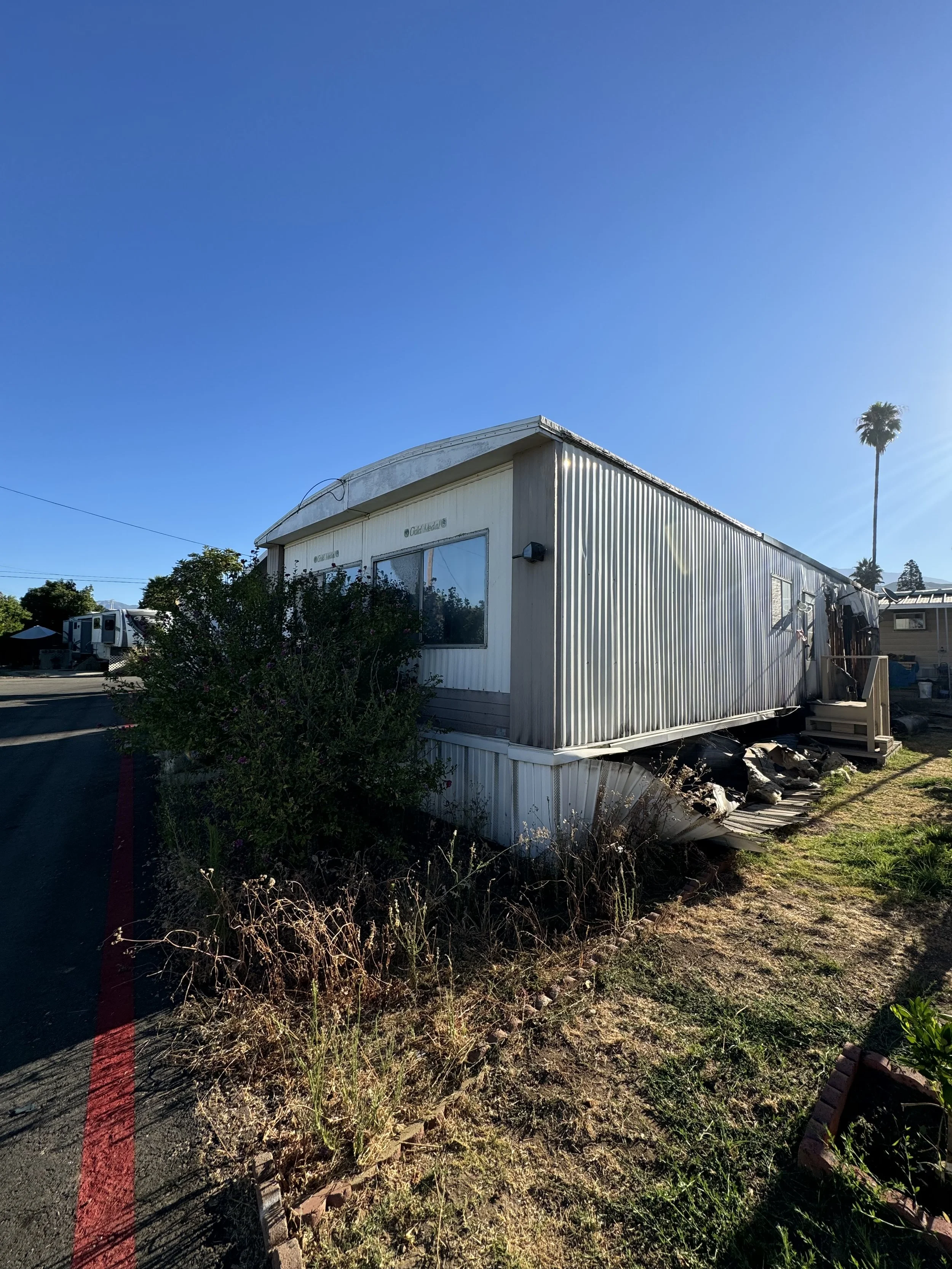 Oranssi project: studio shed