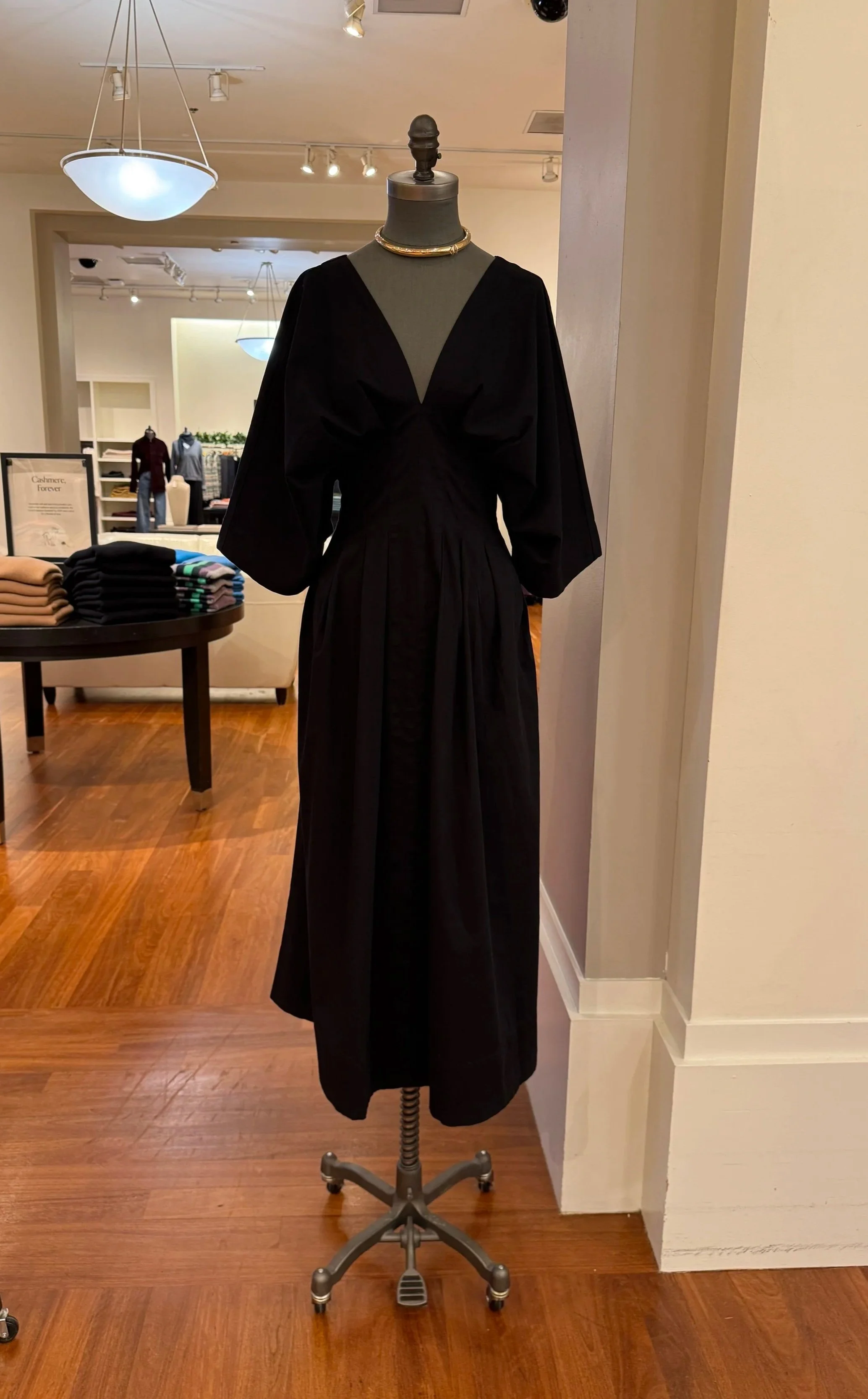 The Holiday Edit - Evening wear styled by Luz