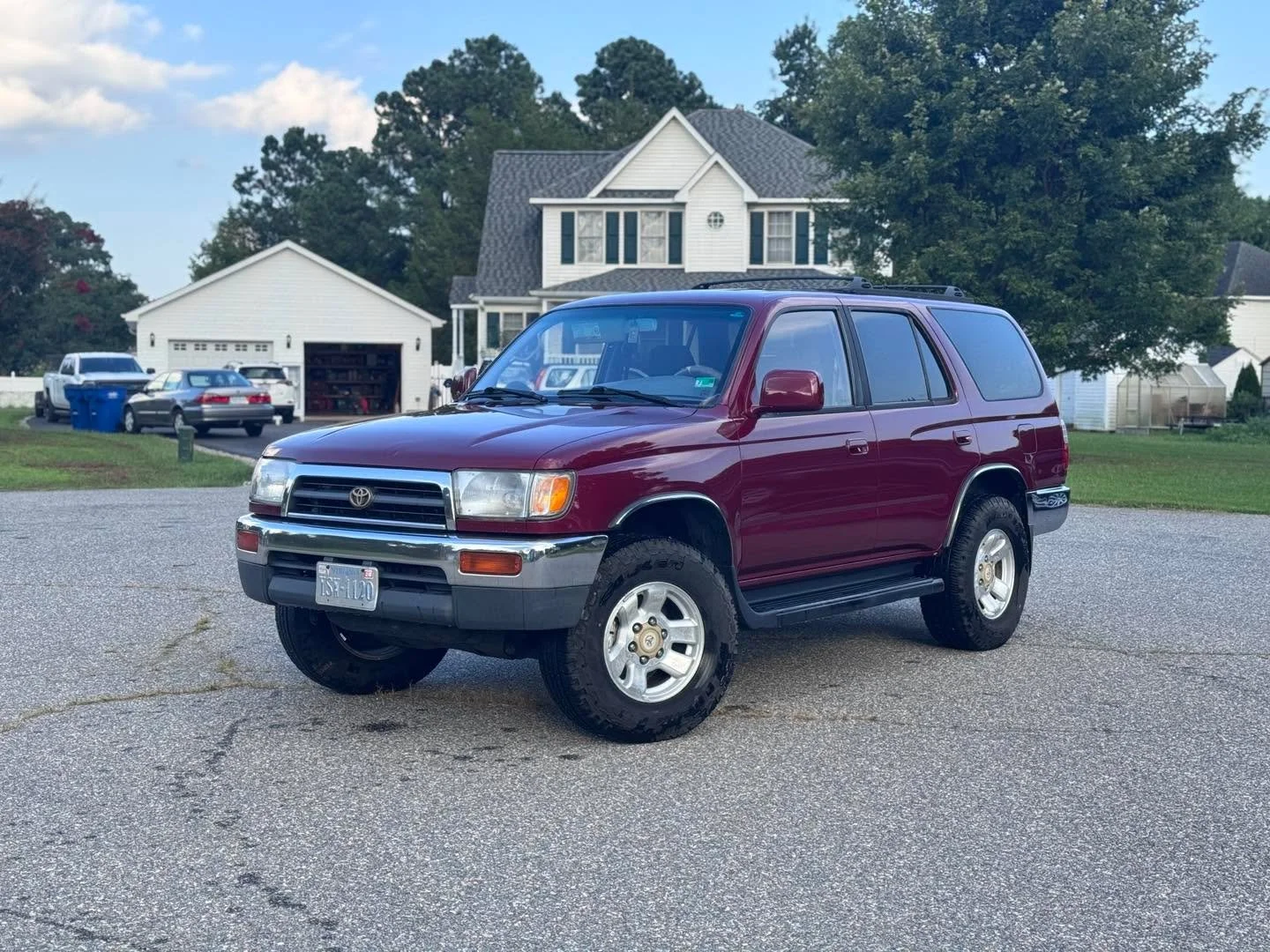 β¨π From Faded to Fresh – Another Transformation by Comet Auto Detailing! πβ¨
This classic Toyota 4Runner came in looking a little tired, but after a full detail, it’s shining like it just rolled off the lot. π
β
Deep cleaned inside &a