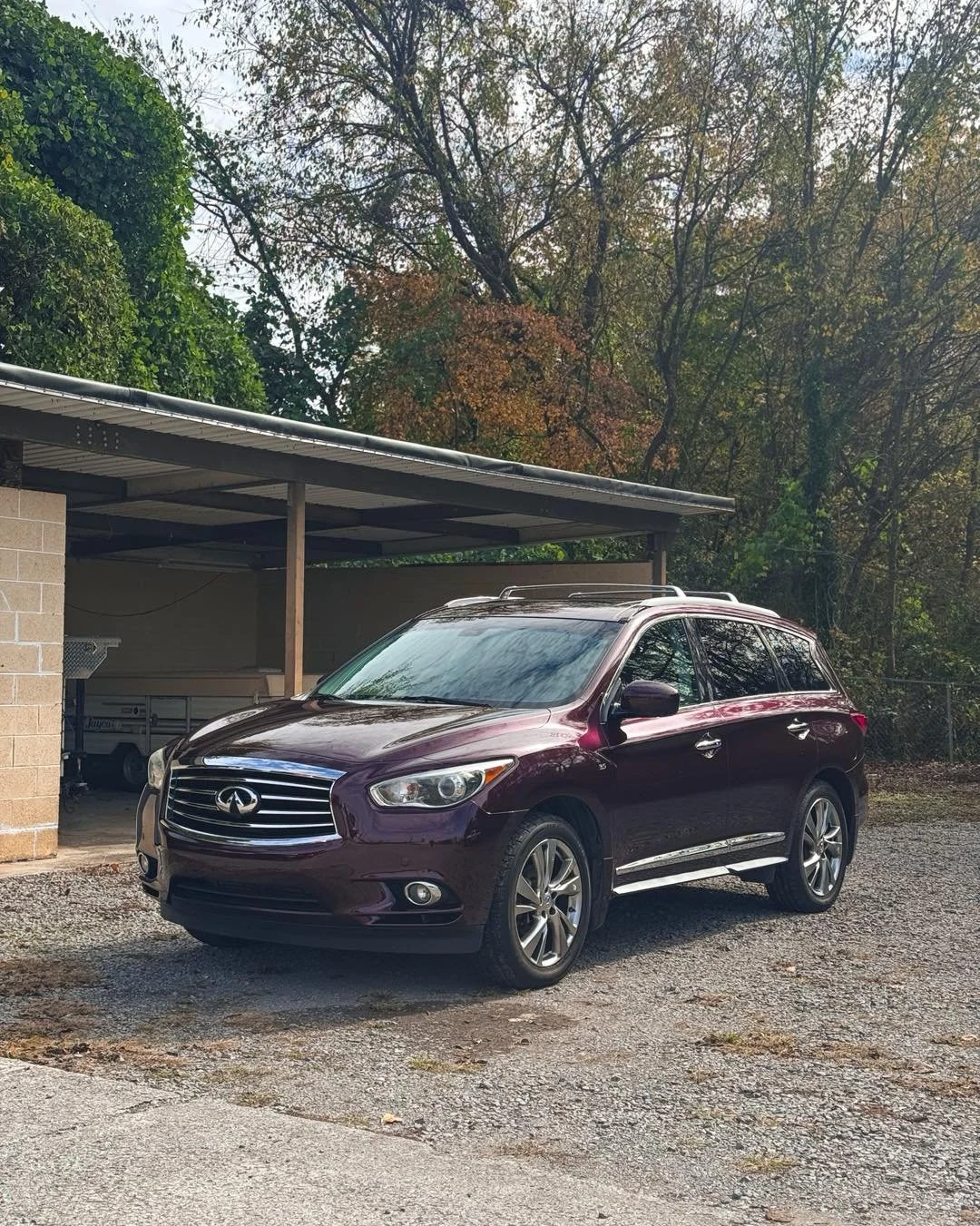 🧽 Bringing Luxury Back | Infiniti Deep Gloss Revival 💎
Cheap details ruin luxury finishes &mdash; and this Infiniti is proof. It came in dull, covered in haze, and missing that premium gloss it deserves. After our professional correction and detail