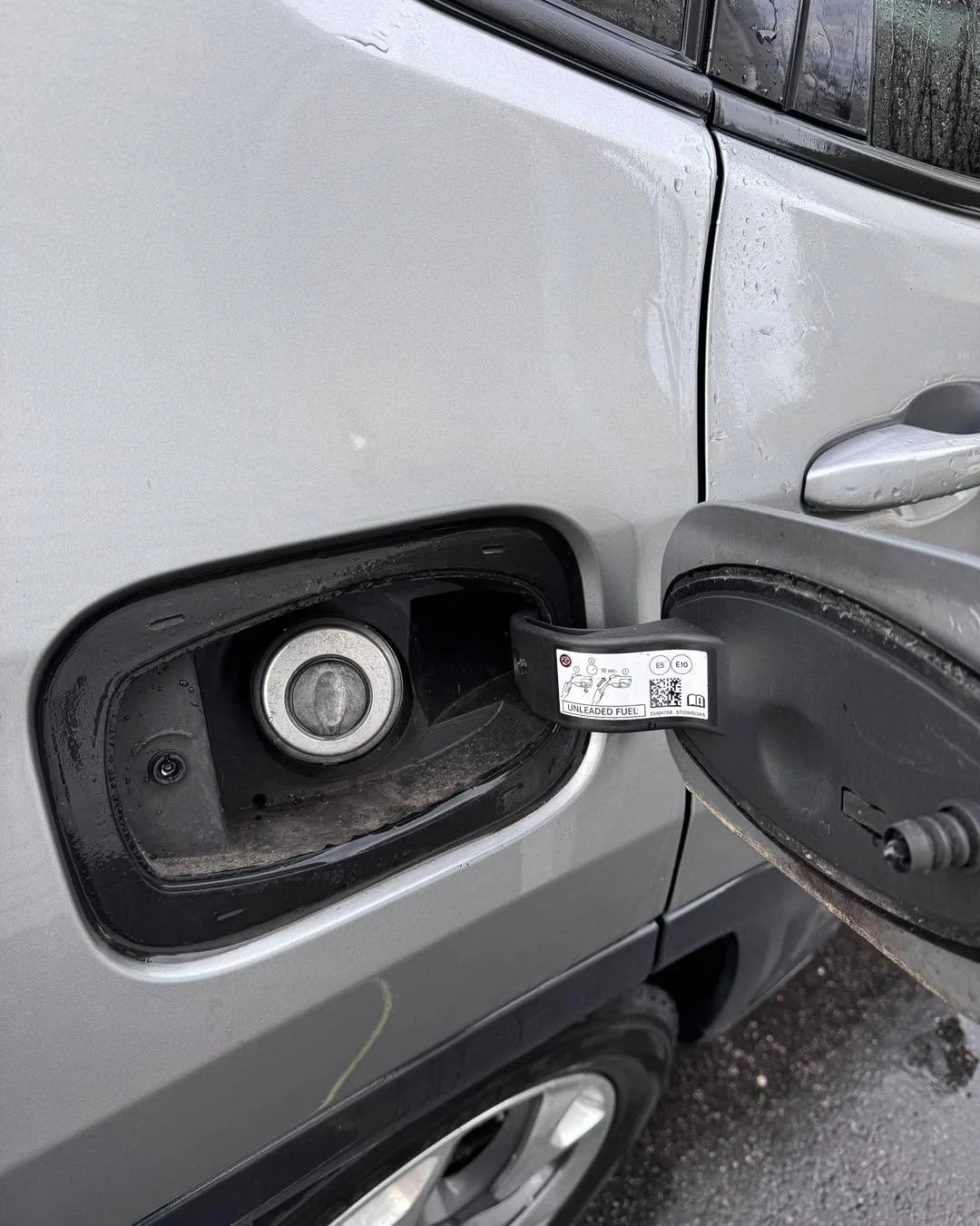 A true exterior detail doesn&rsquo;t stop at the paint &mdash; and neither do we.

At Comet Auto Detailing, every exterior detail includes door jambs and gas cap areas because the details you don&rsquo;t see every day are the ones that separate profe