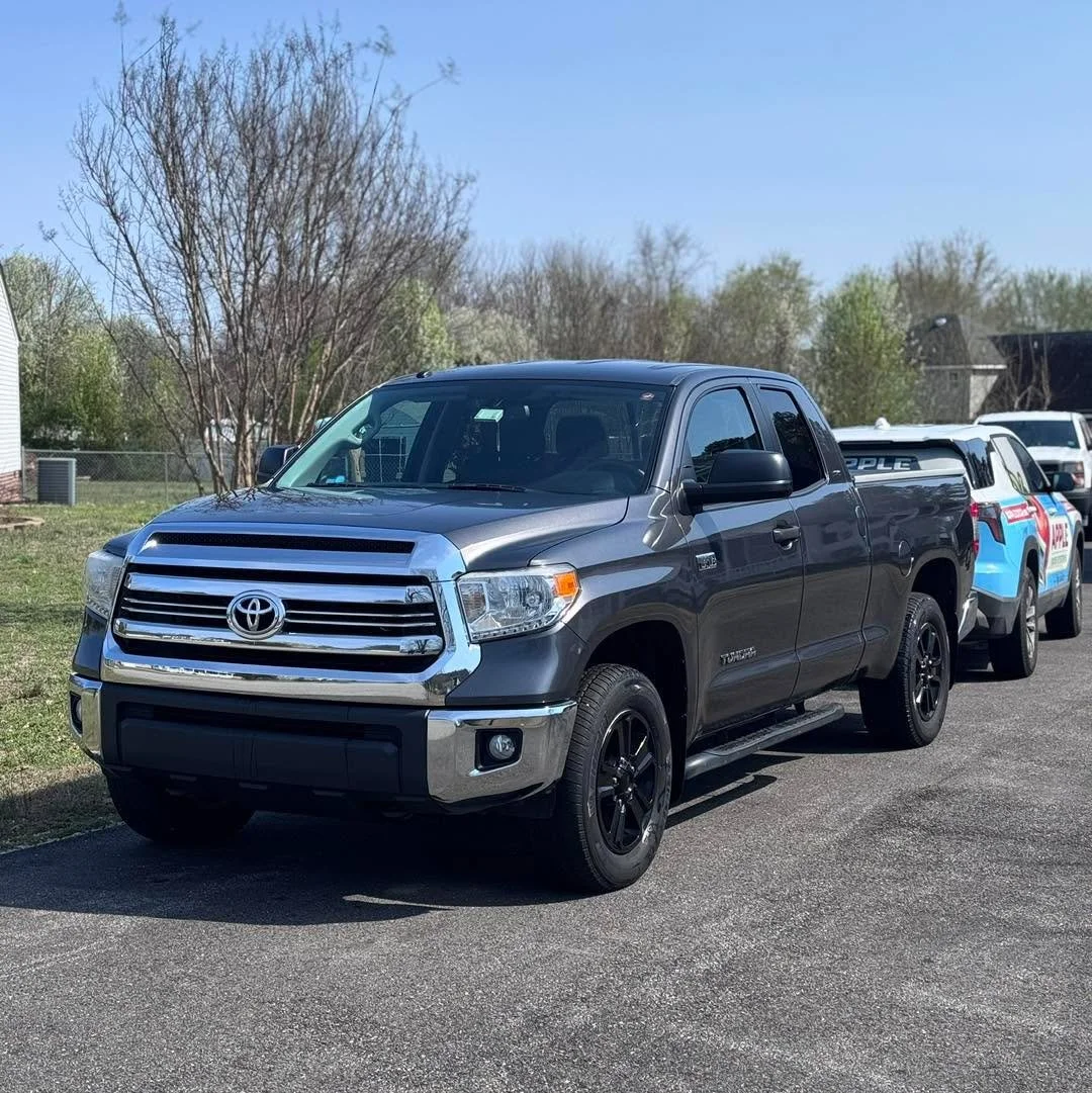 2017 Toyota Tundra in for a premium detail &mdash; bringing the paint back to life and restoring that bold truck shine. ✨🛻 

Work trucks deserve showroom treatment too. This Tundra left clean, protected, and ready for the road. 

📞 804-892-2738 
🌐