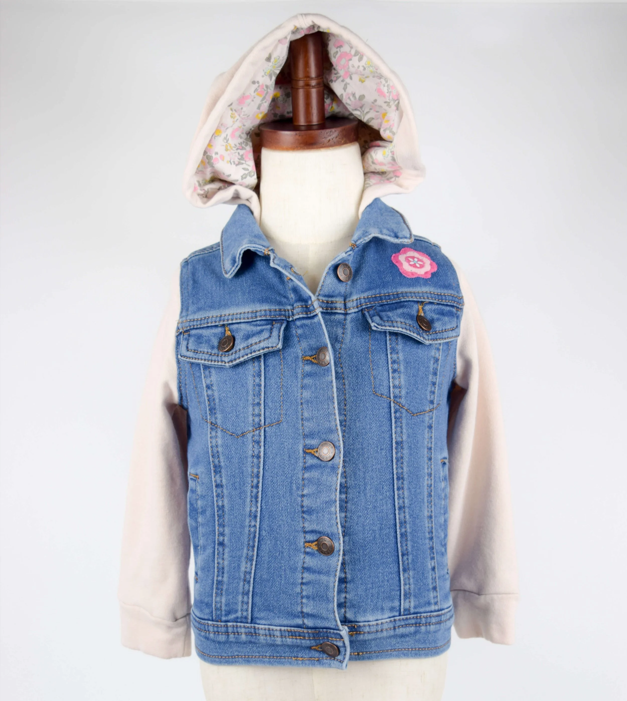 Hoodie Lucky Penny (1)_edited.jpg