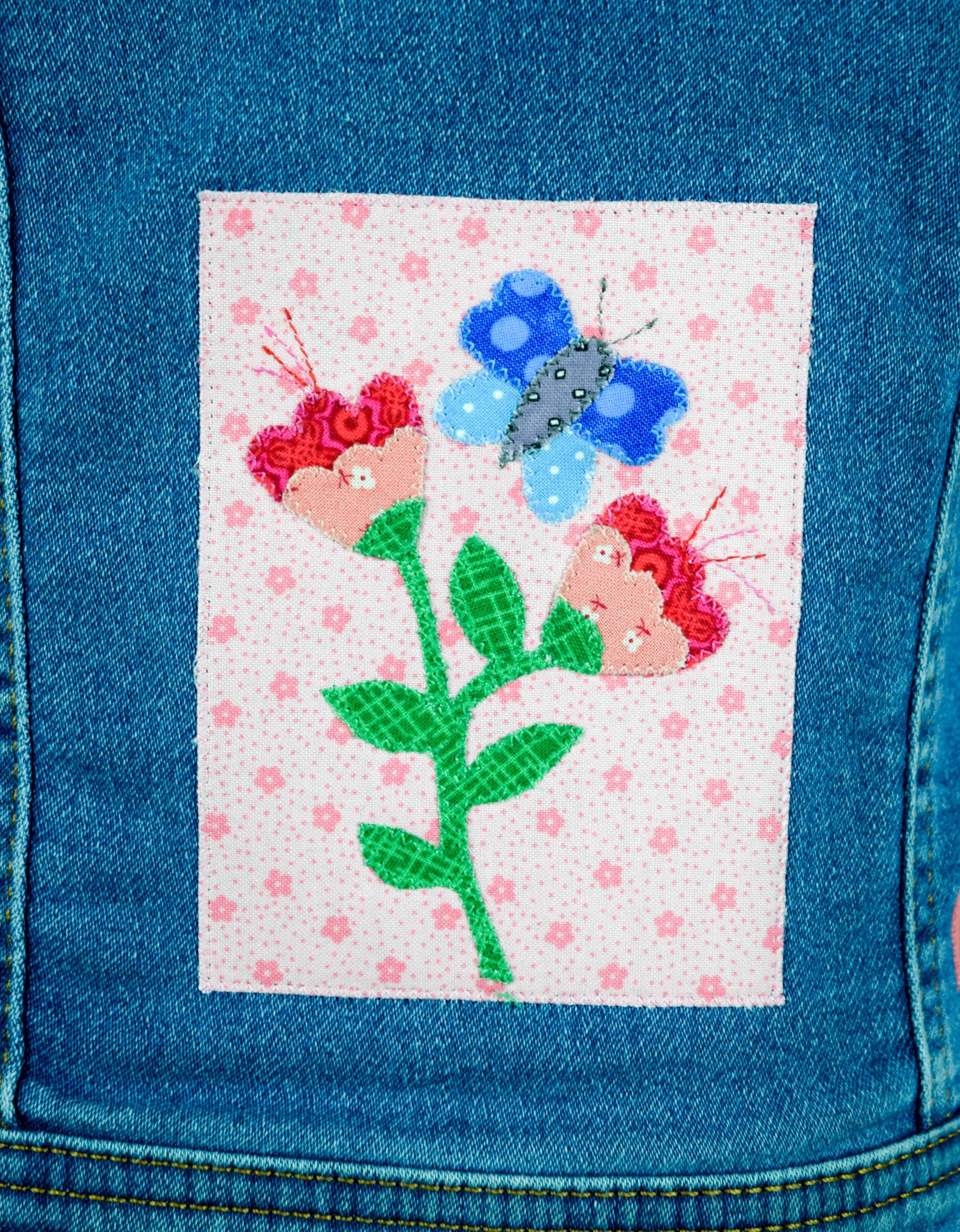 Hoodie Back Closeup-cropped_edited.jpg