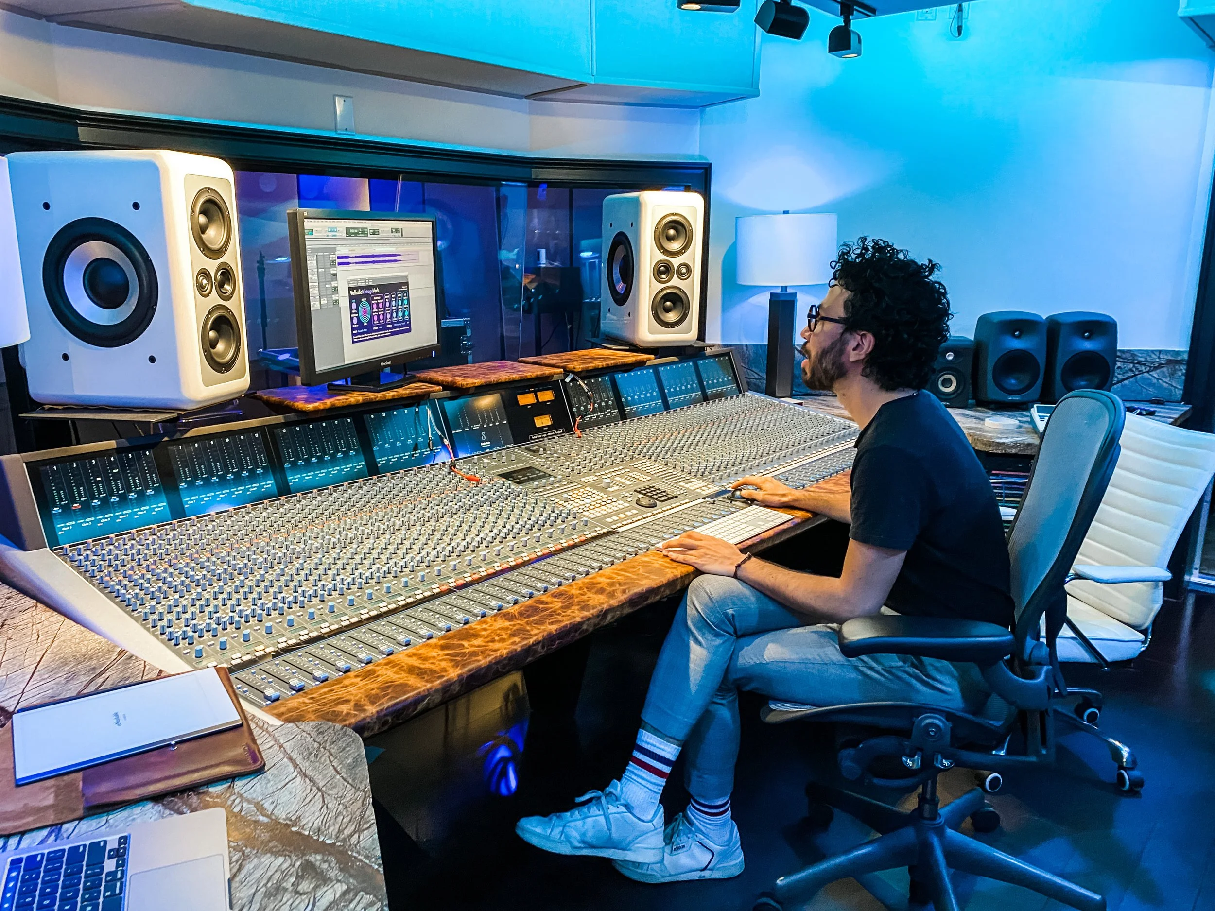 Producer from Los Angeles visiting Vanquish Studios for his clients song. The Barefoot Sound MM26's were a great feature in the control room for the session. 