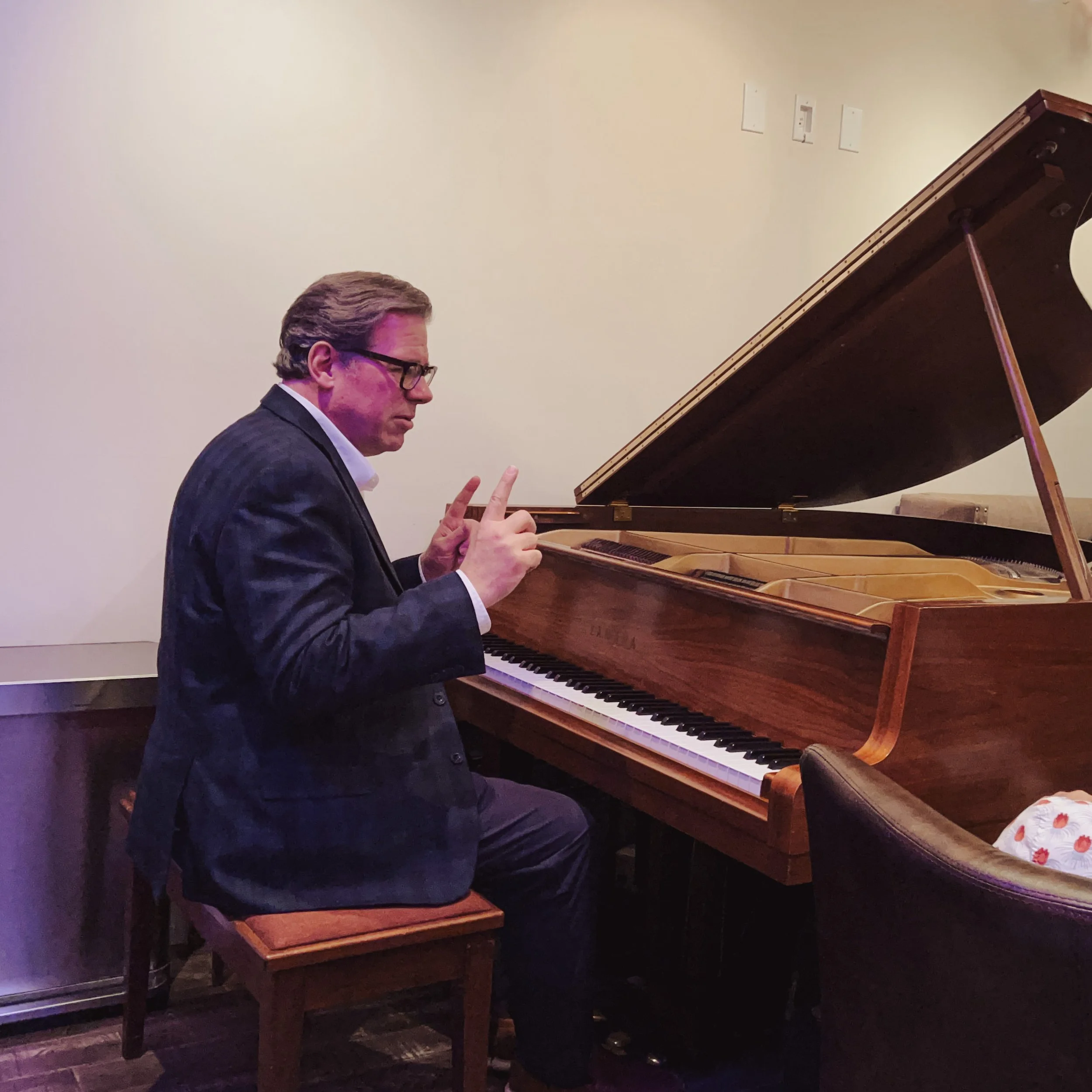 Pastor Tom Trimble doing a song writing workshop at Vanquish Studios. 