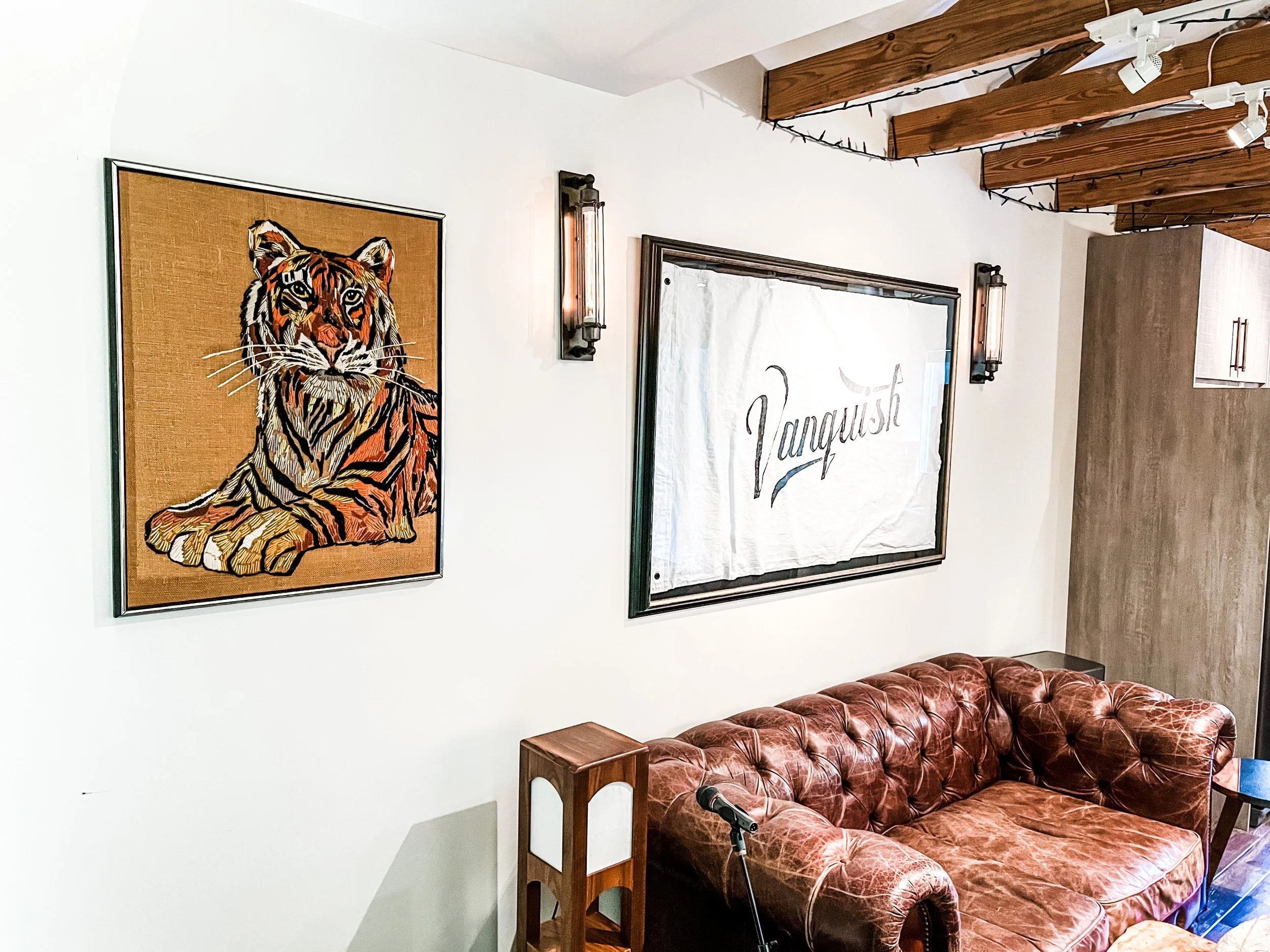 The lounge at Vanquish Studios 