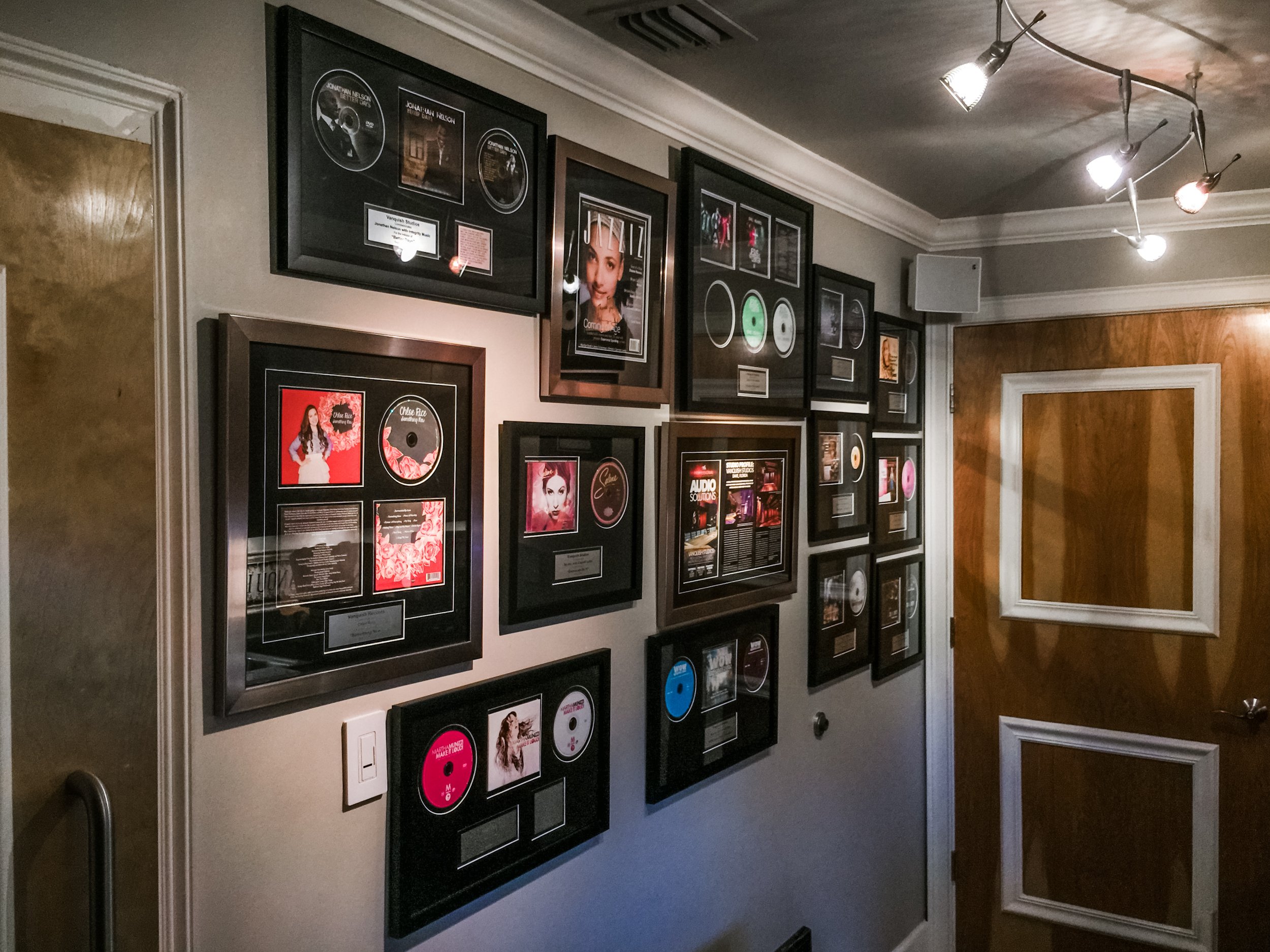 The Lounge at Vanquish Studios 