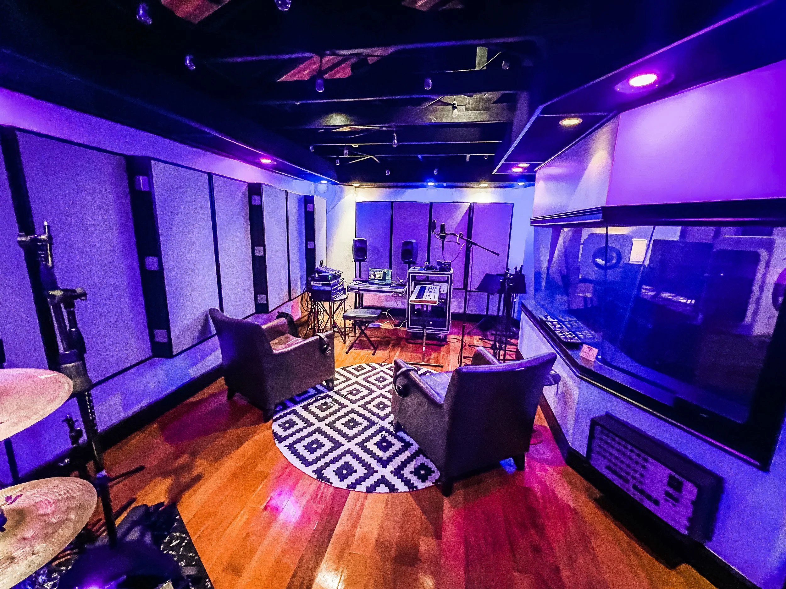 The Vanquish Studios live room 