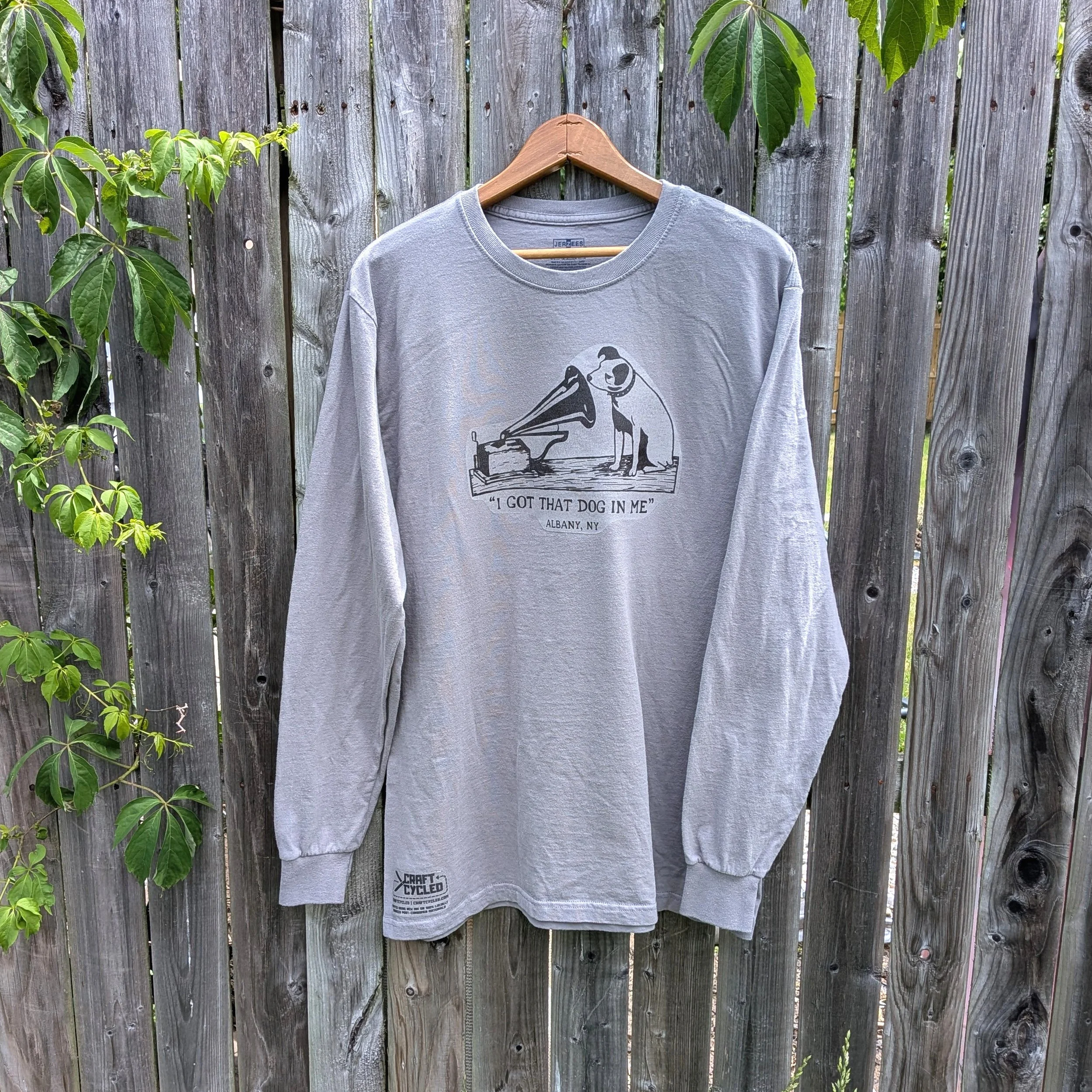 Nipper Tee - Multiple Colors