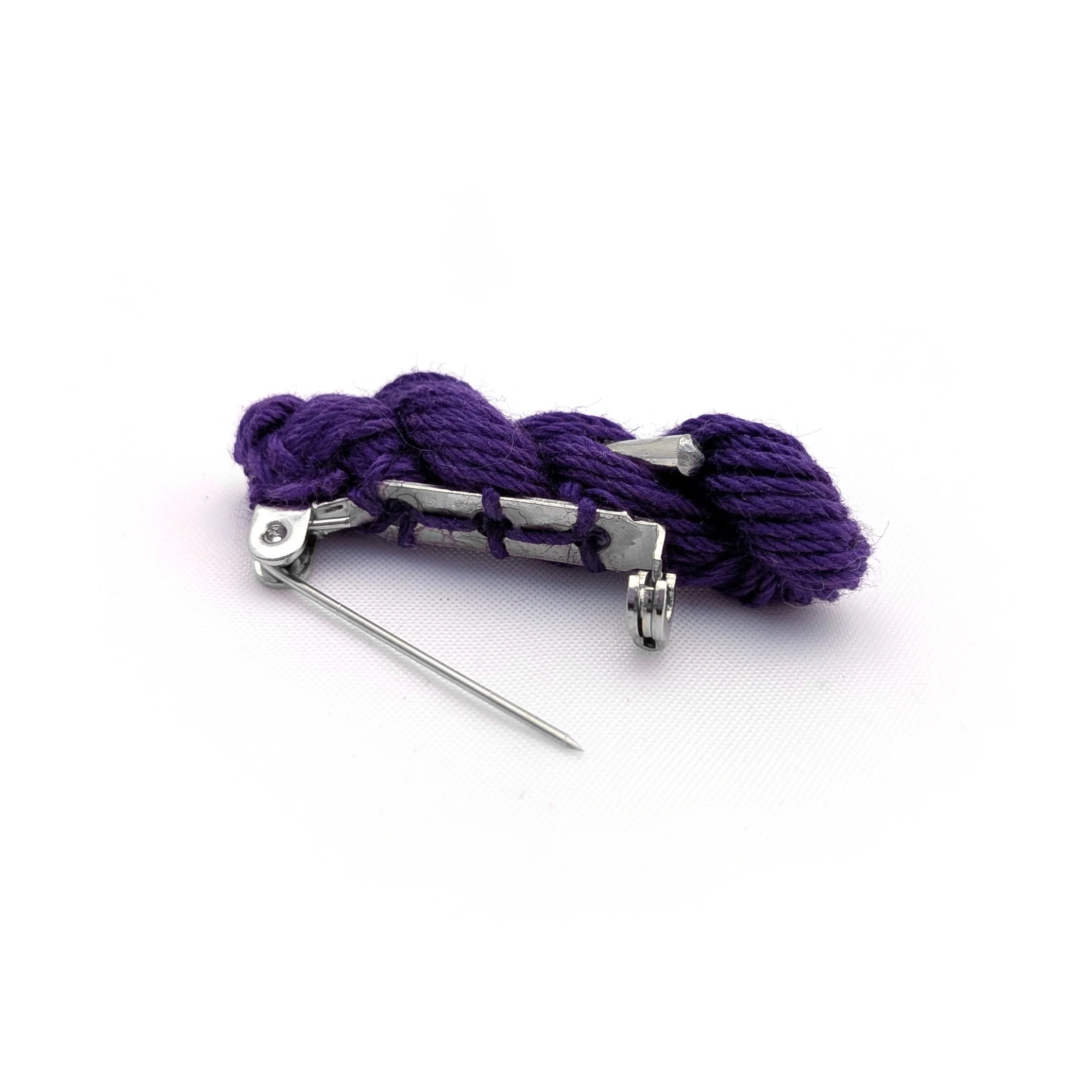 use crochet pin back closeup.jpg