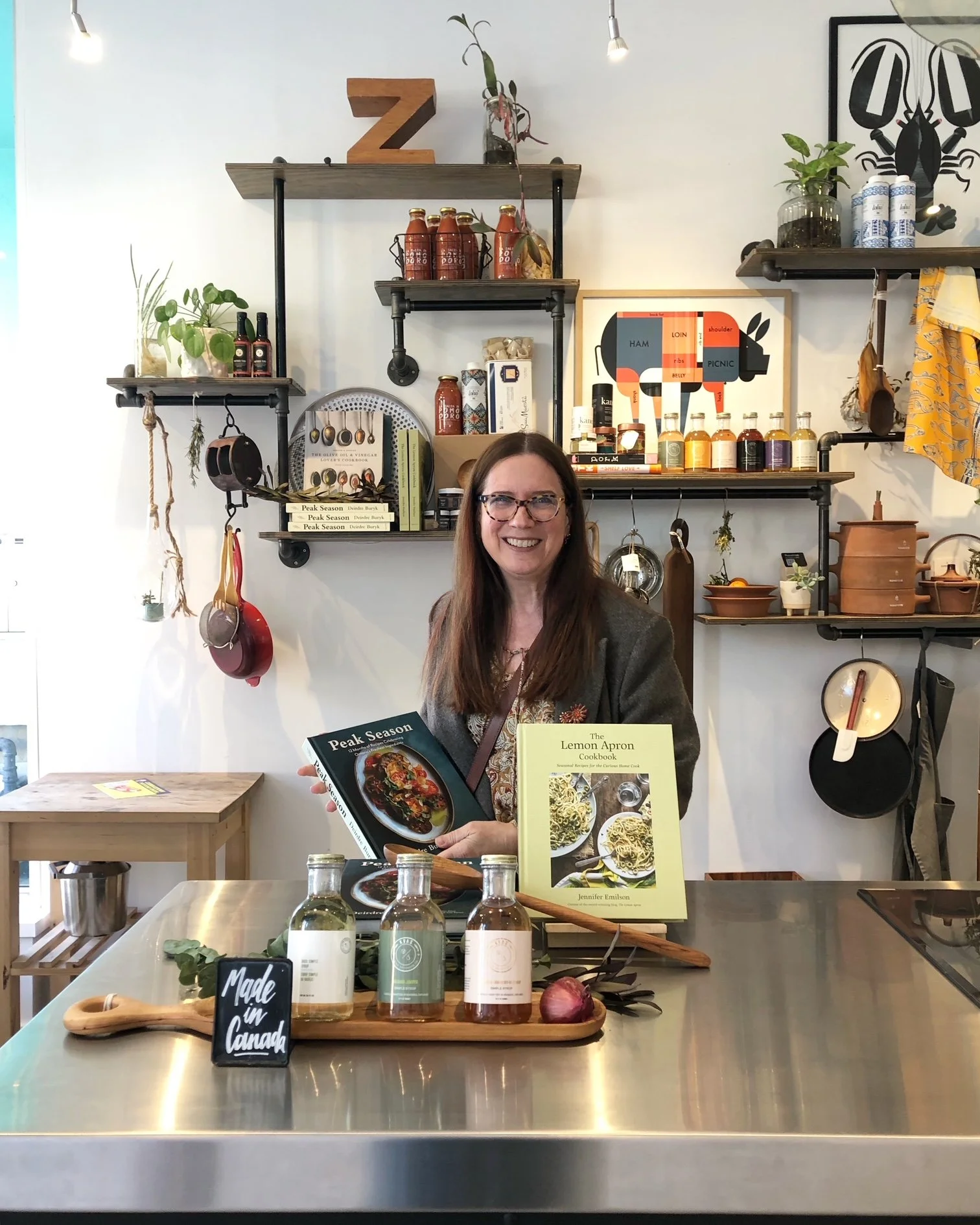 VMD - Cross-Merchandising Display 4  .JPG