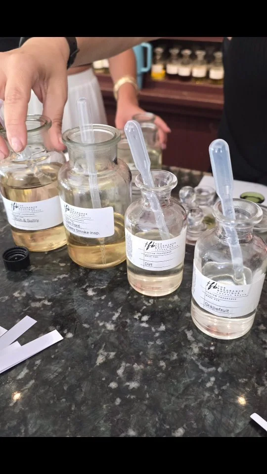 For my 40th birthday, I went to the Fragrance Boutique in Laguna Beach (@tfblagunabeach).
What I loved the most was the chill vibes. They were professional and attentive. I liked the unpretentious fun. I appreciate experiences that let you explore a