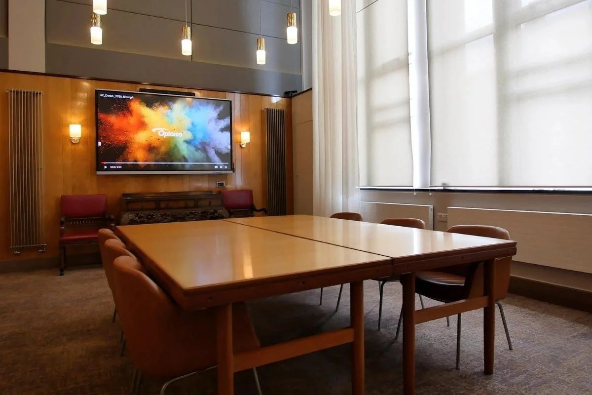 Meeting Owls: Why BYOD Meeting Rooms Can Be a Bad Idea