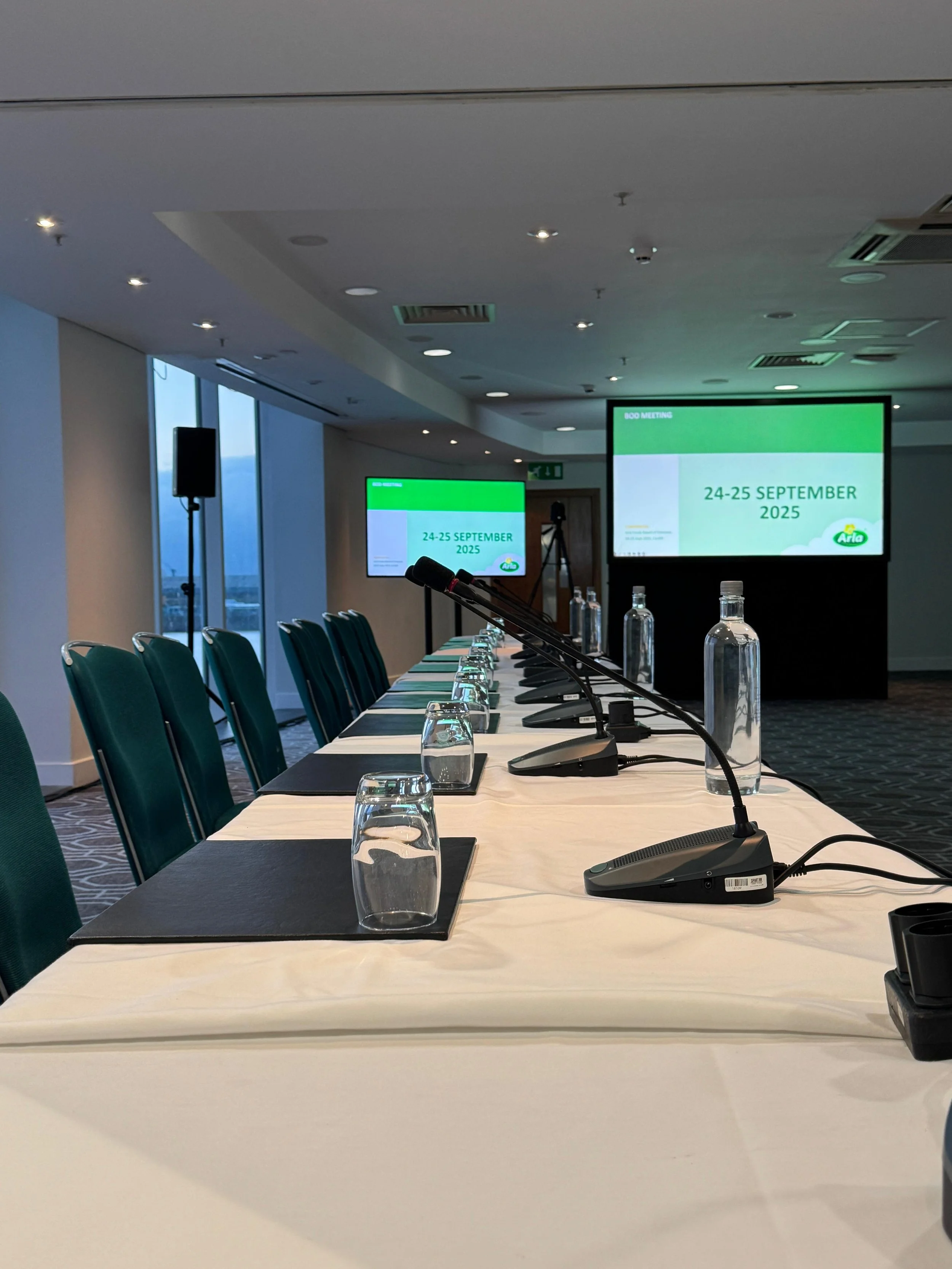 Professional AV Hybrid Event for Corporate Delegate Style Meeting