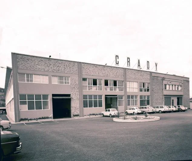 Nuevo fondo: 50 años de una polémica sobre “El trabajo de la mujer en Gijón (1975-2025)”. 